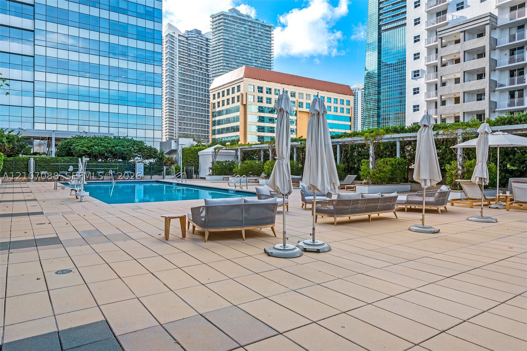 1425 Brickell Ave #51D Miami, FL 33131