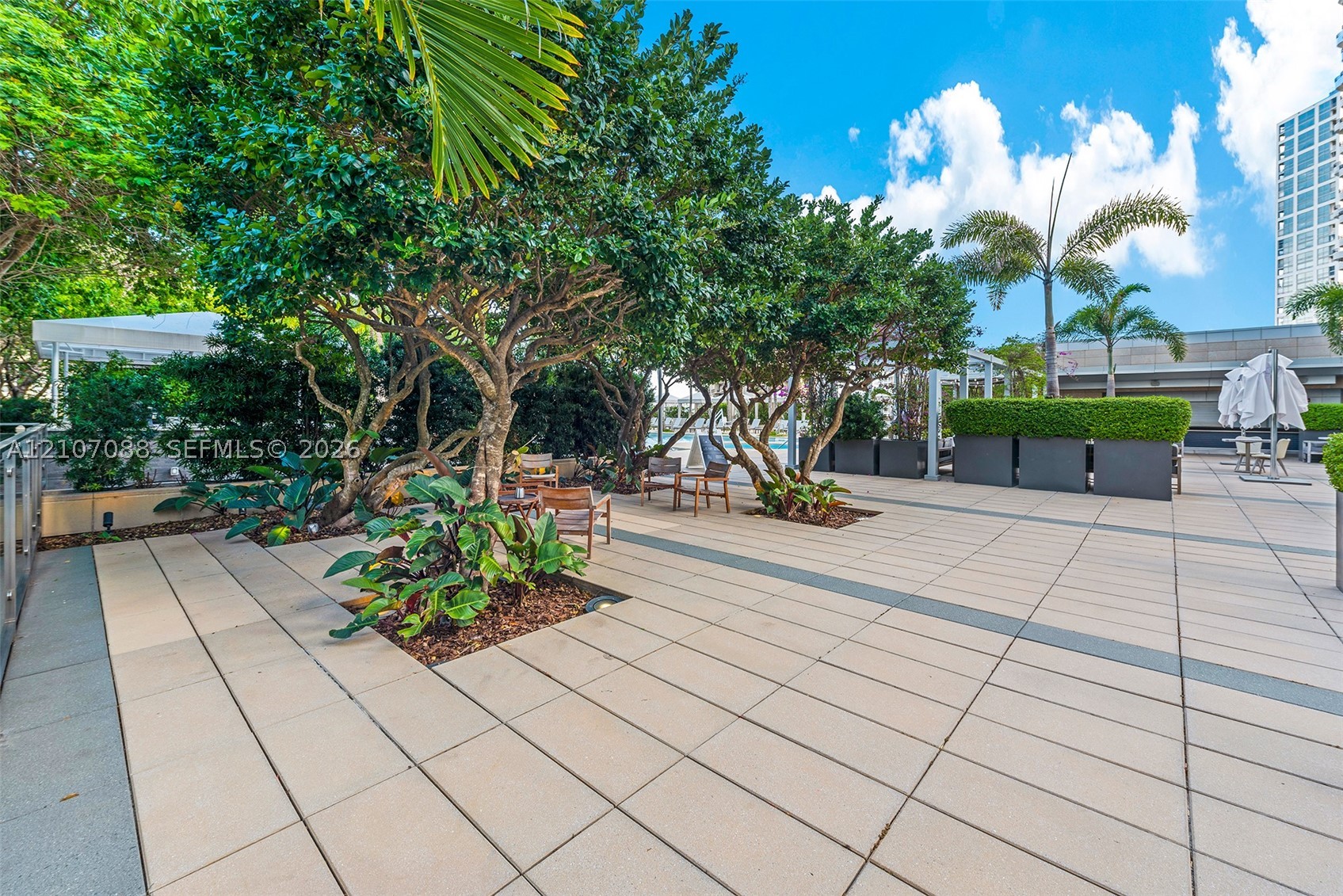 1425 Brickell Ave #51D Miami, FL 33131