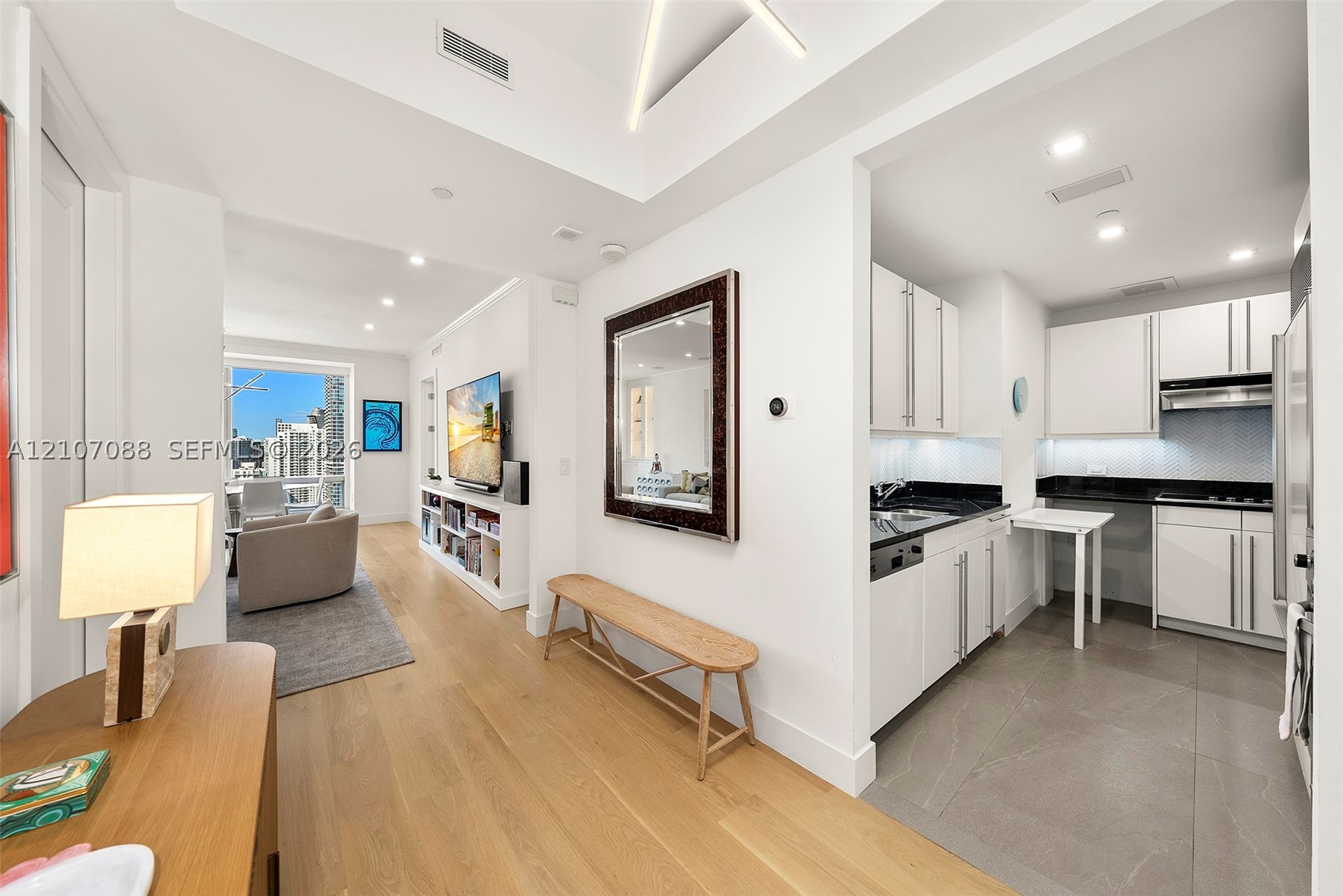 1425 Brickell Ave #51D Miami, FL 33131