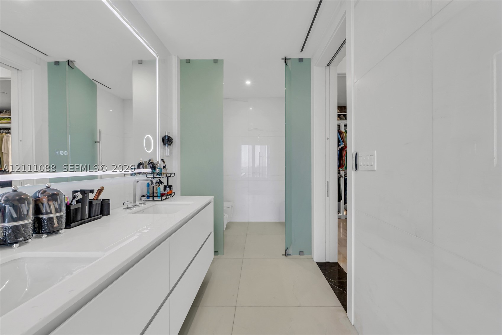 300 Biscayne Blvd Way #3103C Miami, FL 33131