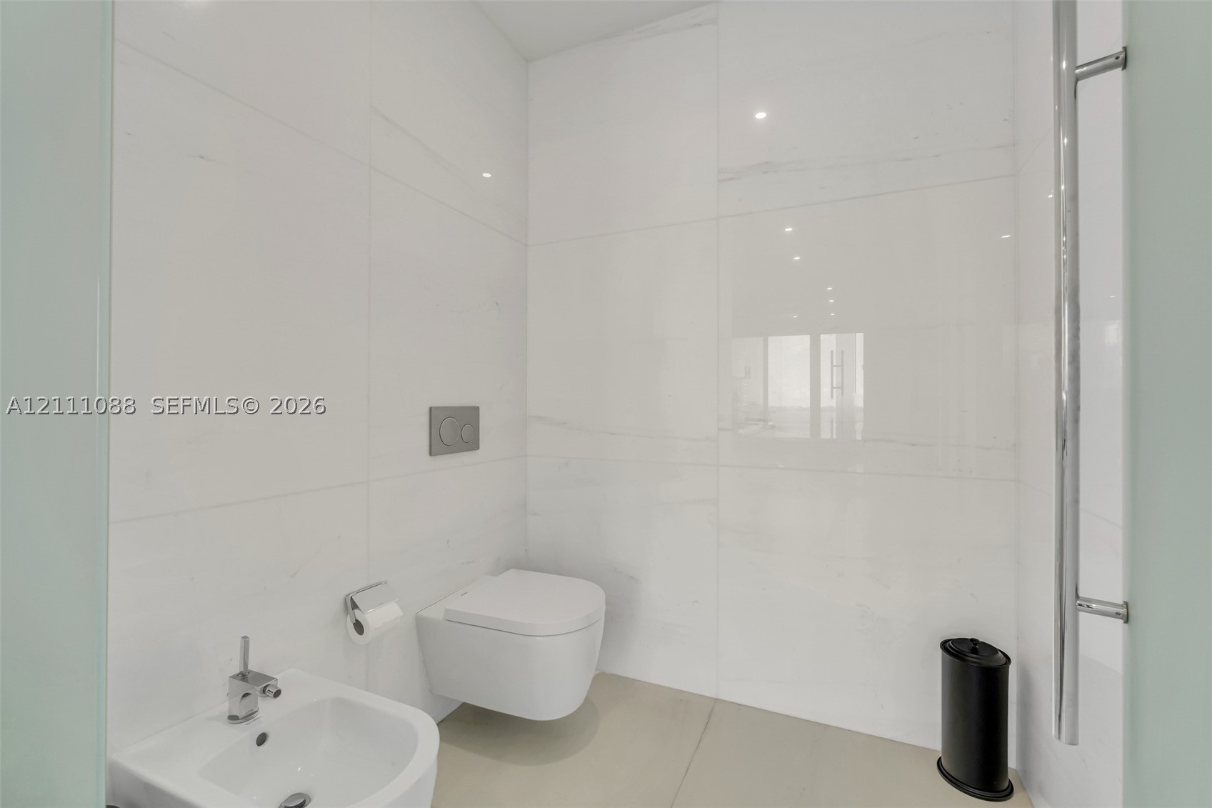 300 Biscayne Blvd Way #3103C Miami, FL 33131