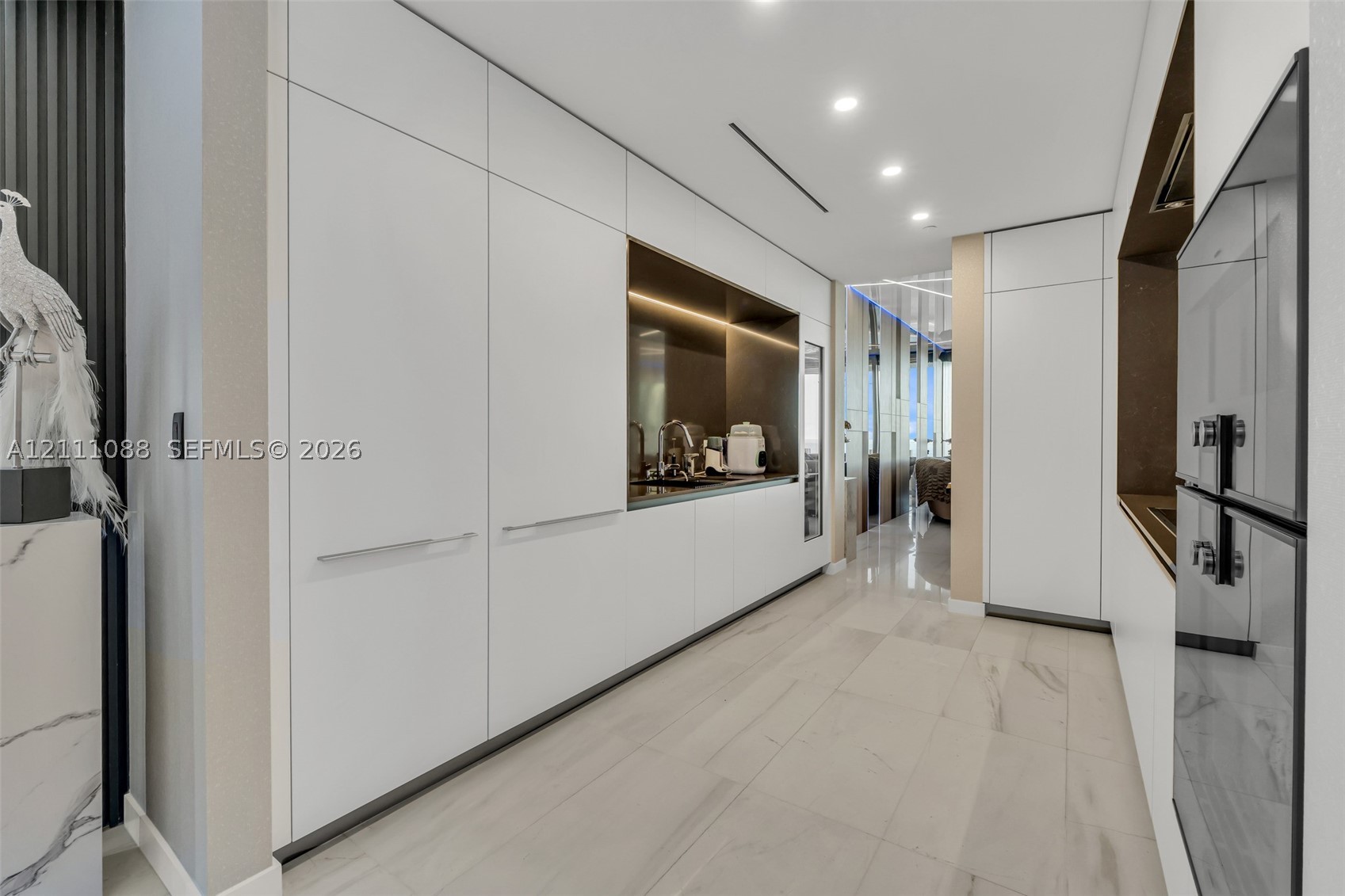 300 Biscayne Blvd Way #3103C Miami, FL 33131