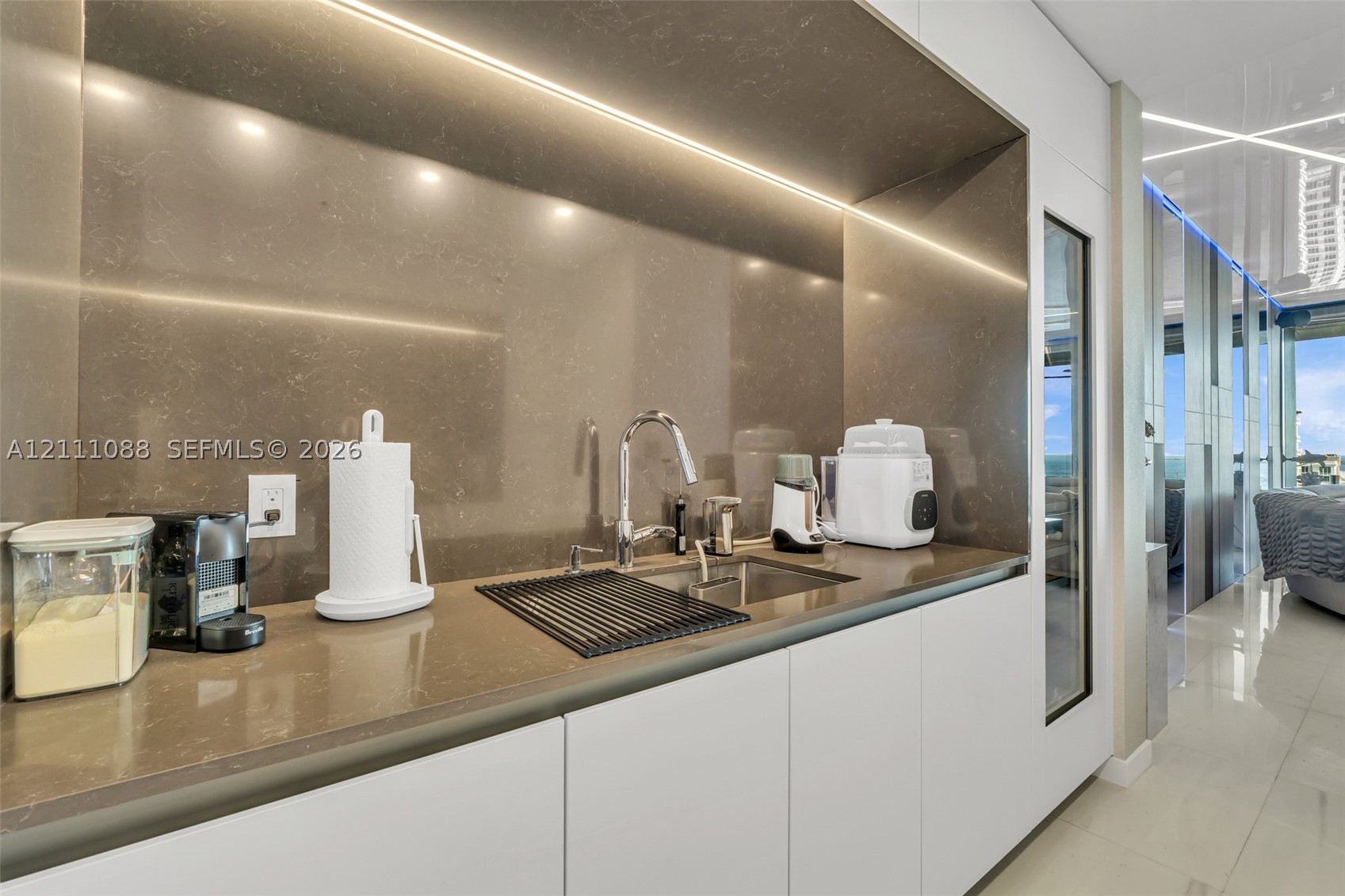 300 Biscayne Blvd Way #3103C Miami, FL 33131