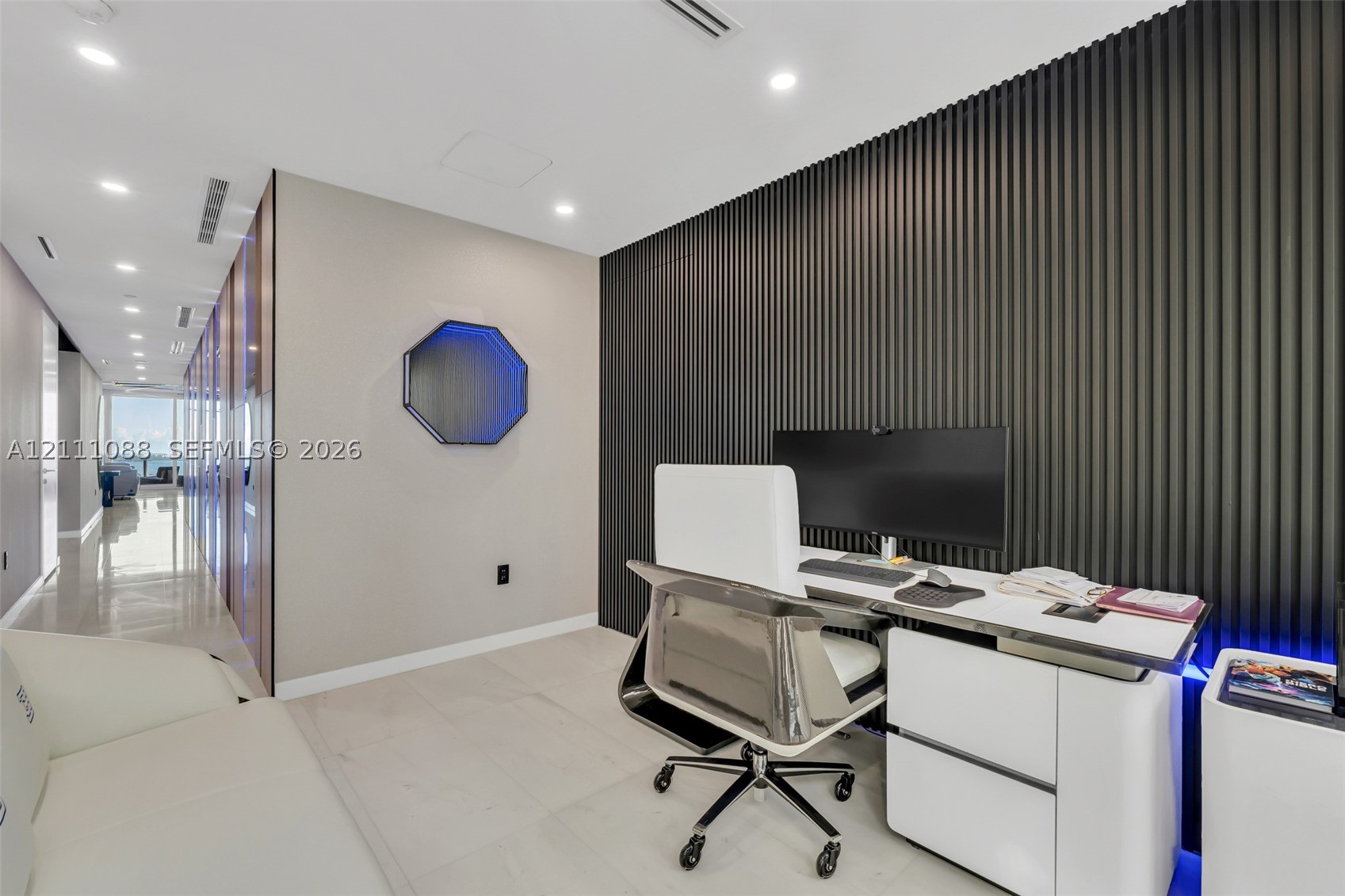 300 Biscayne Blvd Way #3103C Miami, FL 33131