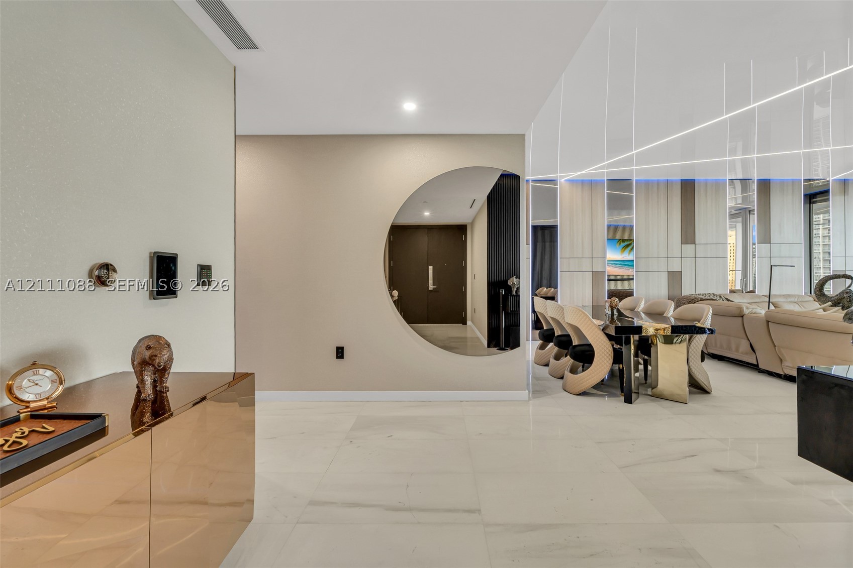 300 Biscayne Blvd Way #3103C Miami, FL 33131
