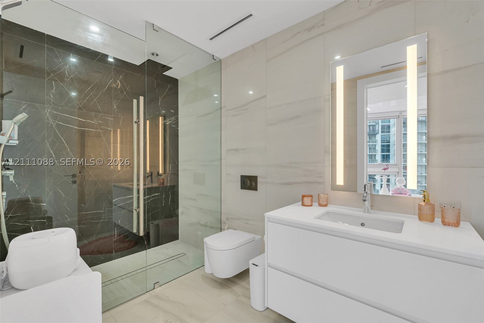 300 Biscayne Blvd Way #3103C Miami, FL 33131