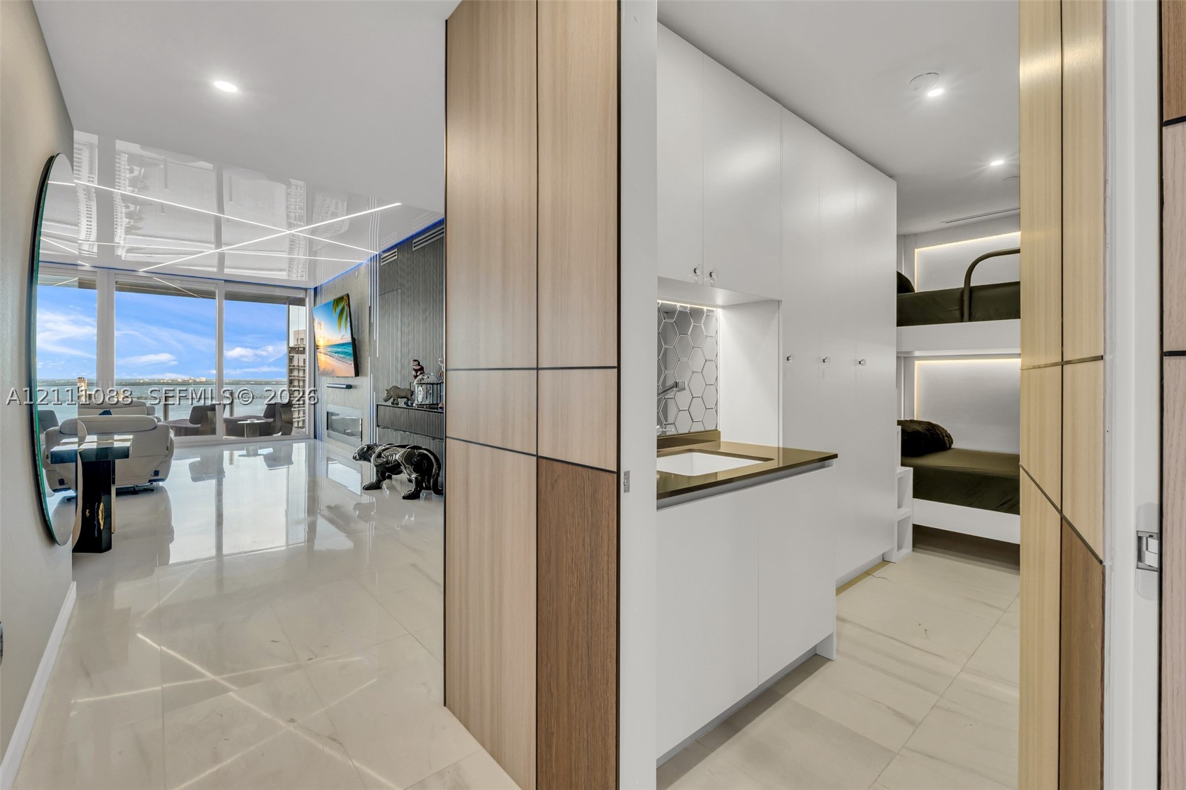 300 Biscayne Blvd Way #3103C Miami, FL 33131