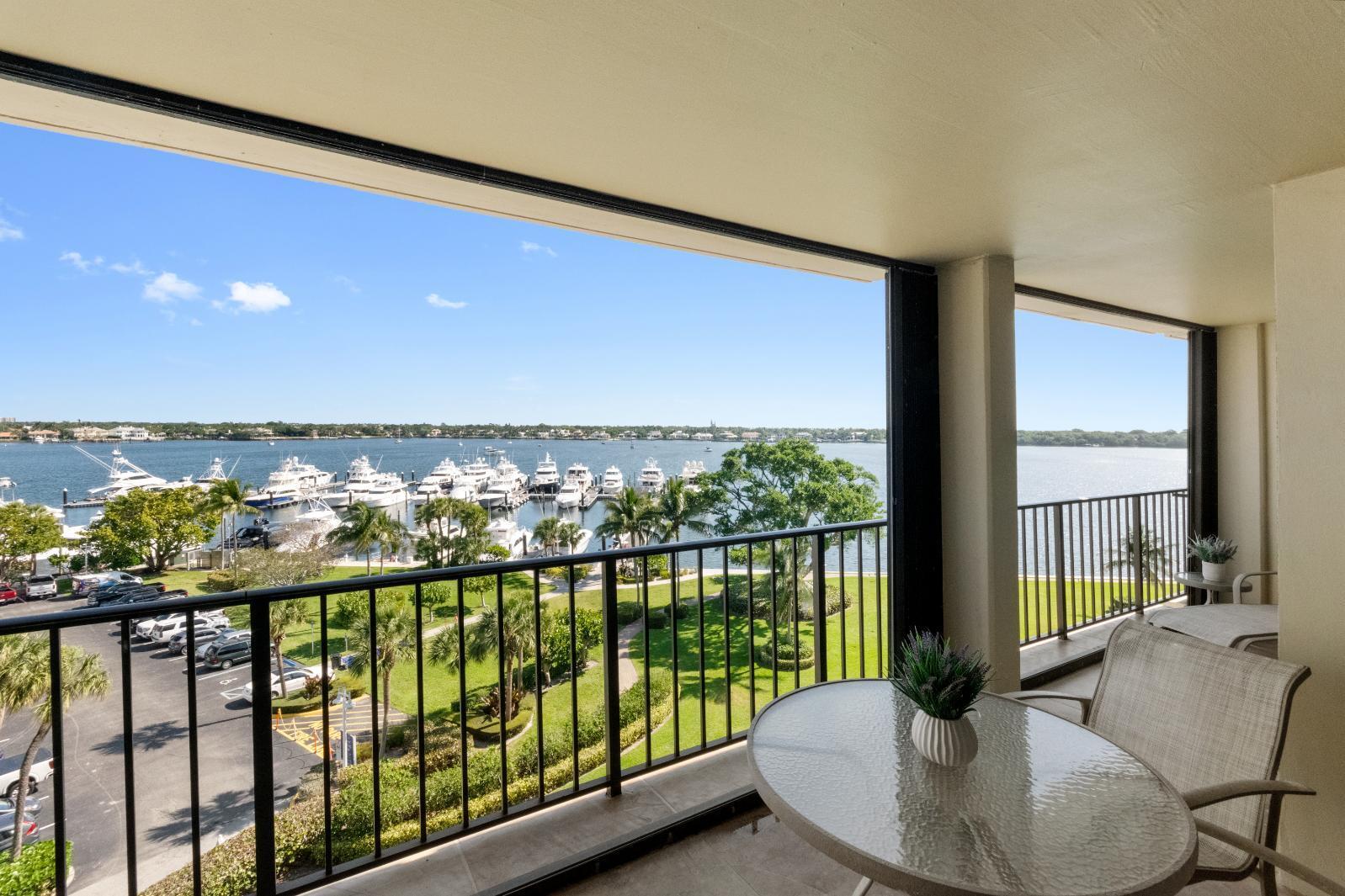 136 Lakeshore #711 North Palm Beach, FL 33408