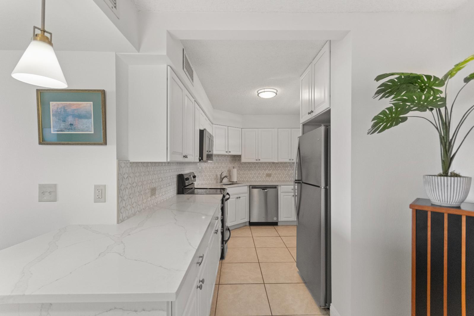 136 Lakeshore #711 North Palm Beach, FL 33408