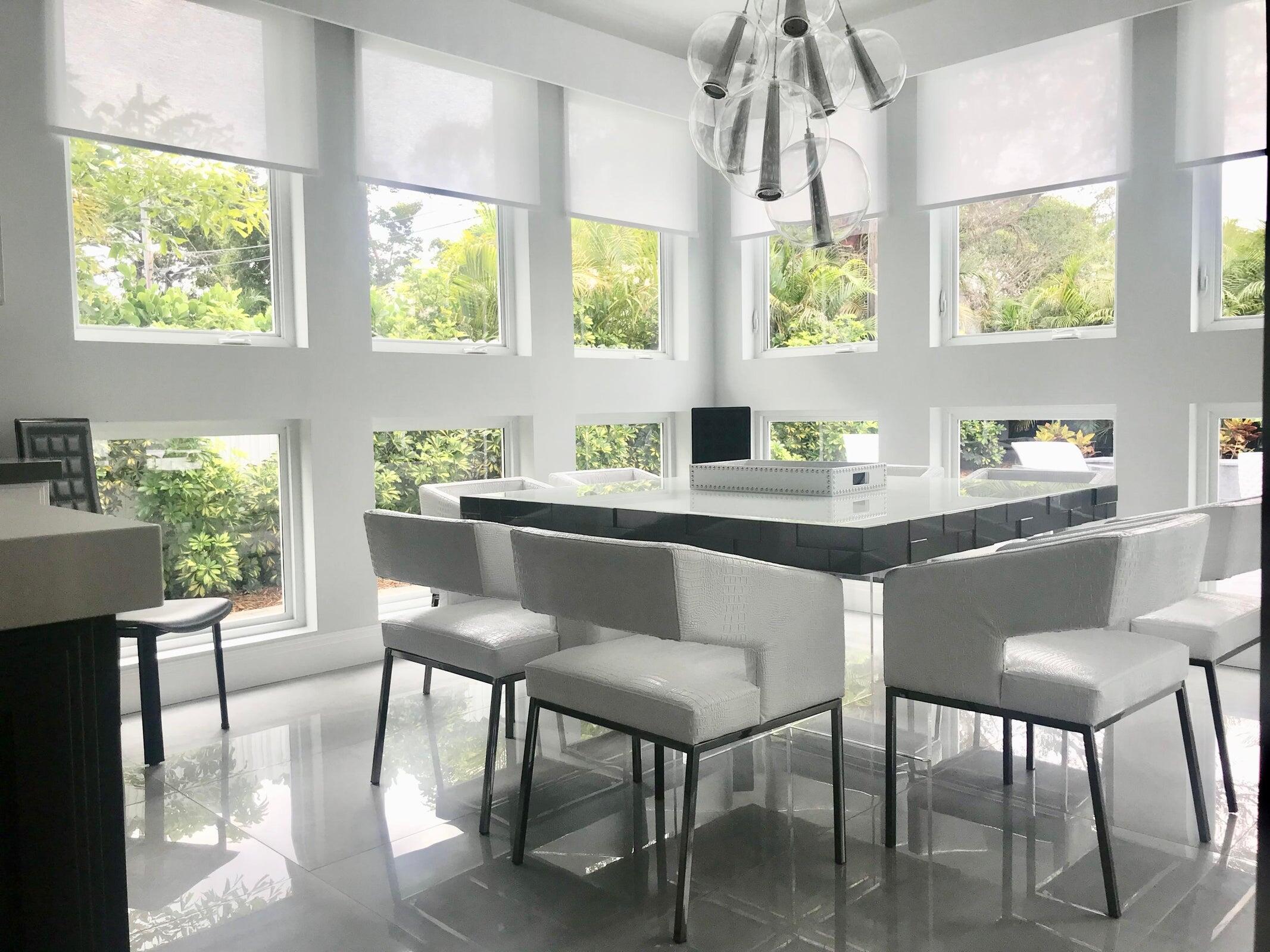 951 NE 2nd Boca Raton, FL 33432