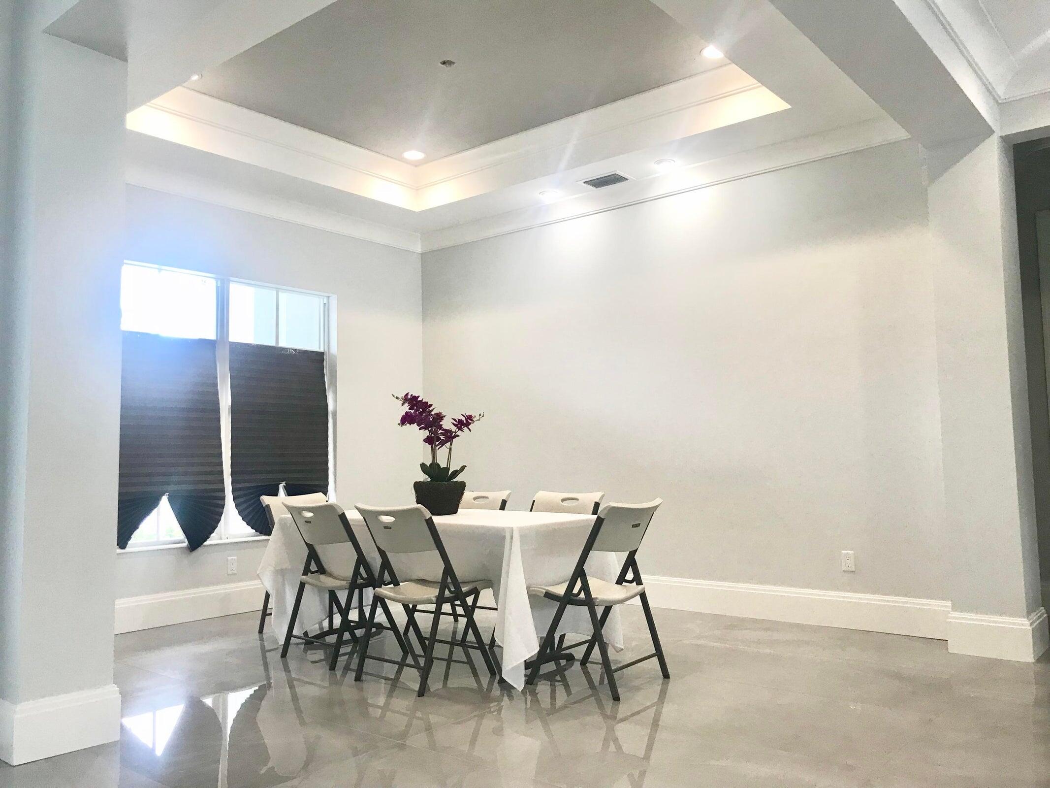 951 NE 2nd Boca Raton, FL 33432