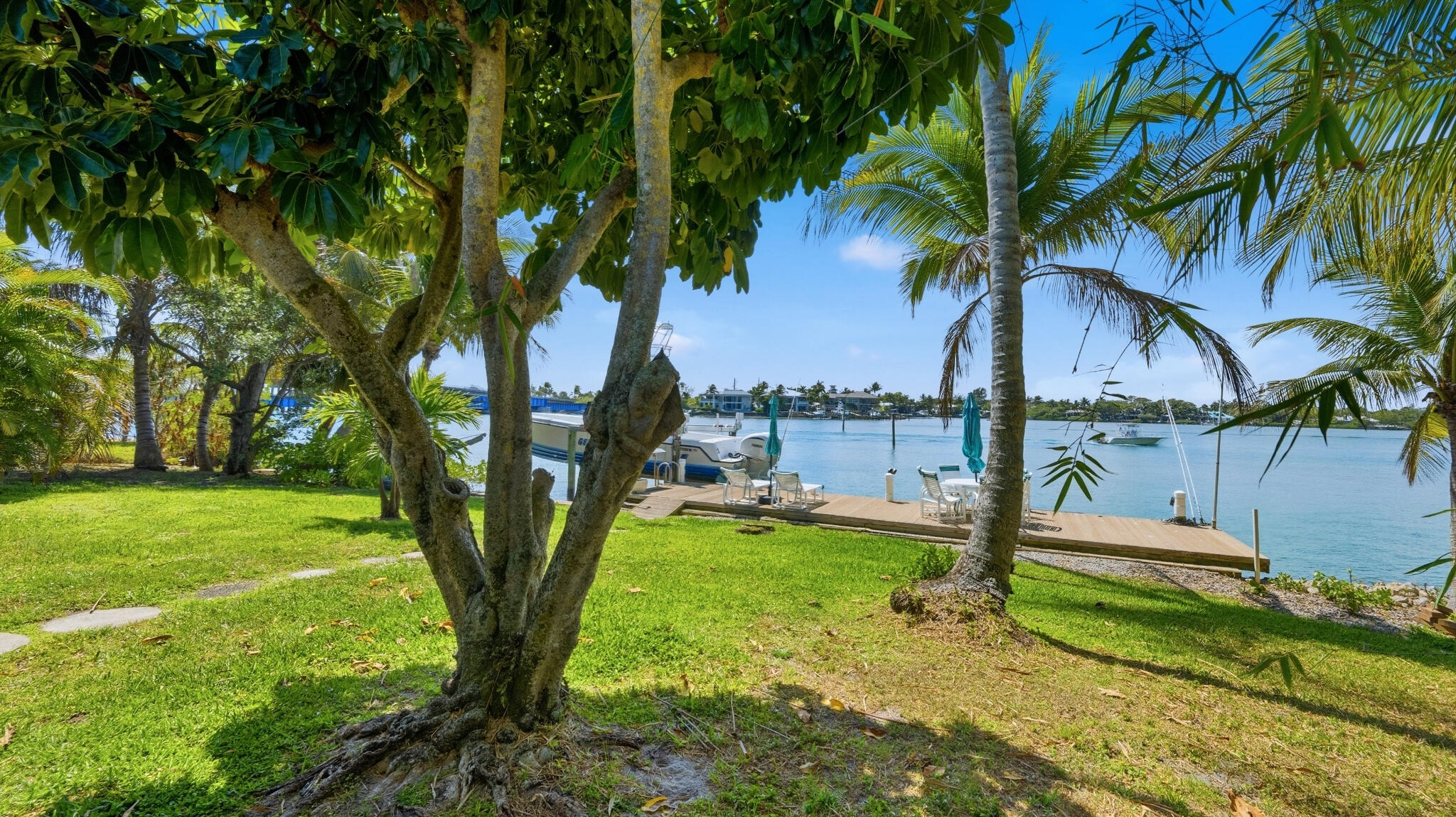 1305 Peninsular Jupiter, FL 33469