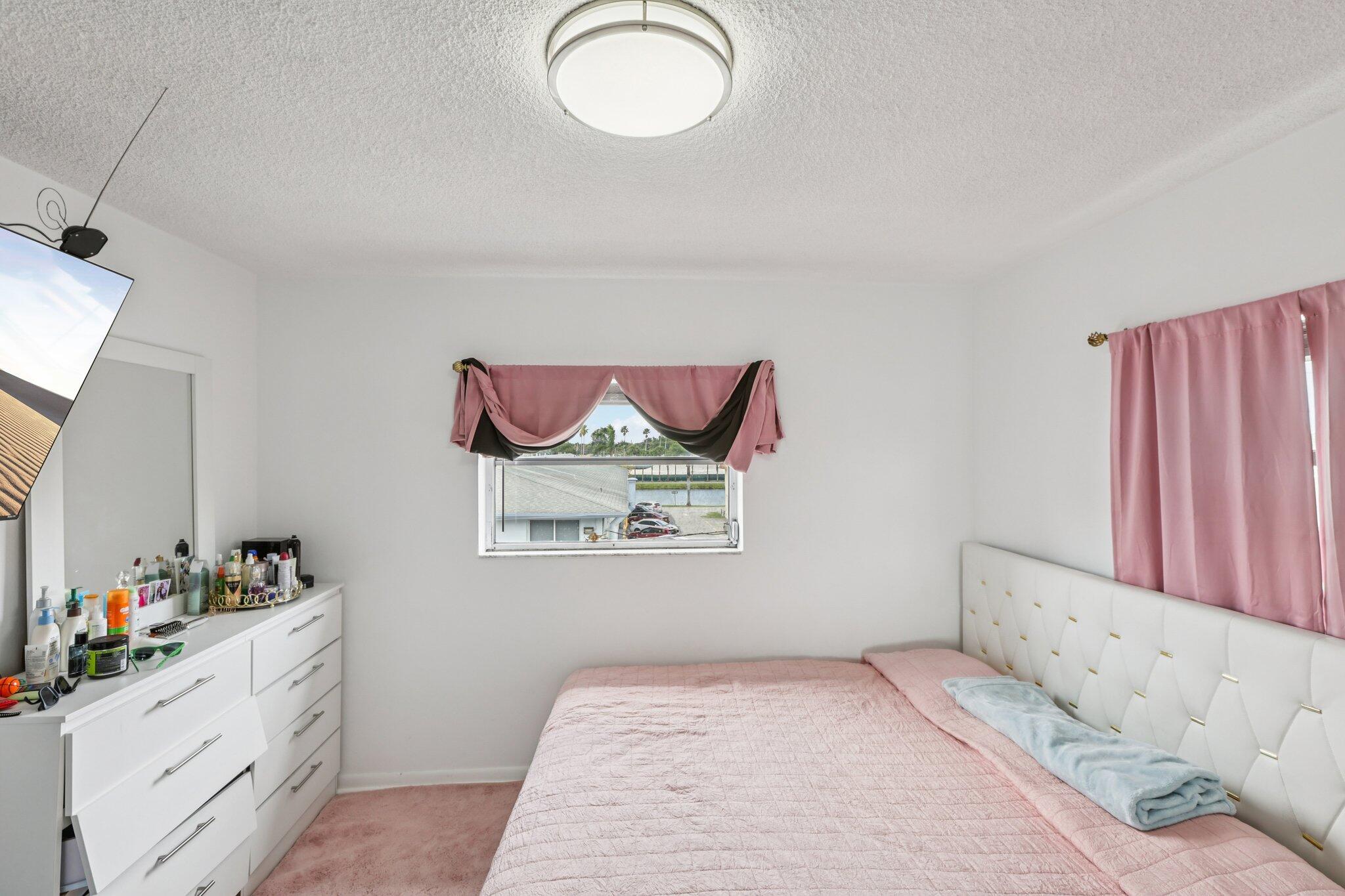 1735 NE 164th #F-304 North Miami Beach, FL 33162