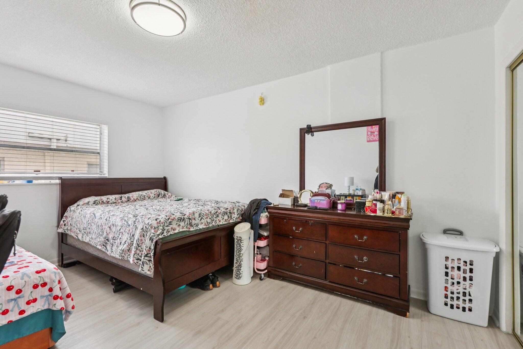 1735 NE 164th #F-304 North Miami Beach, FL 33162