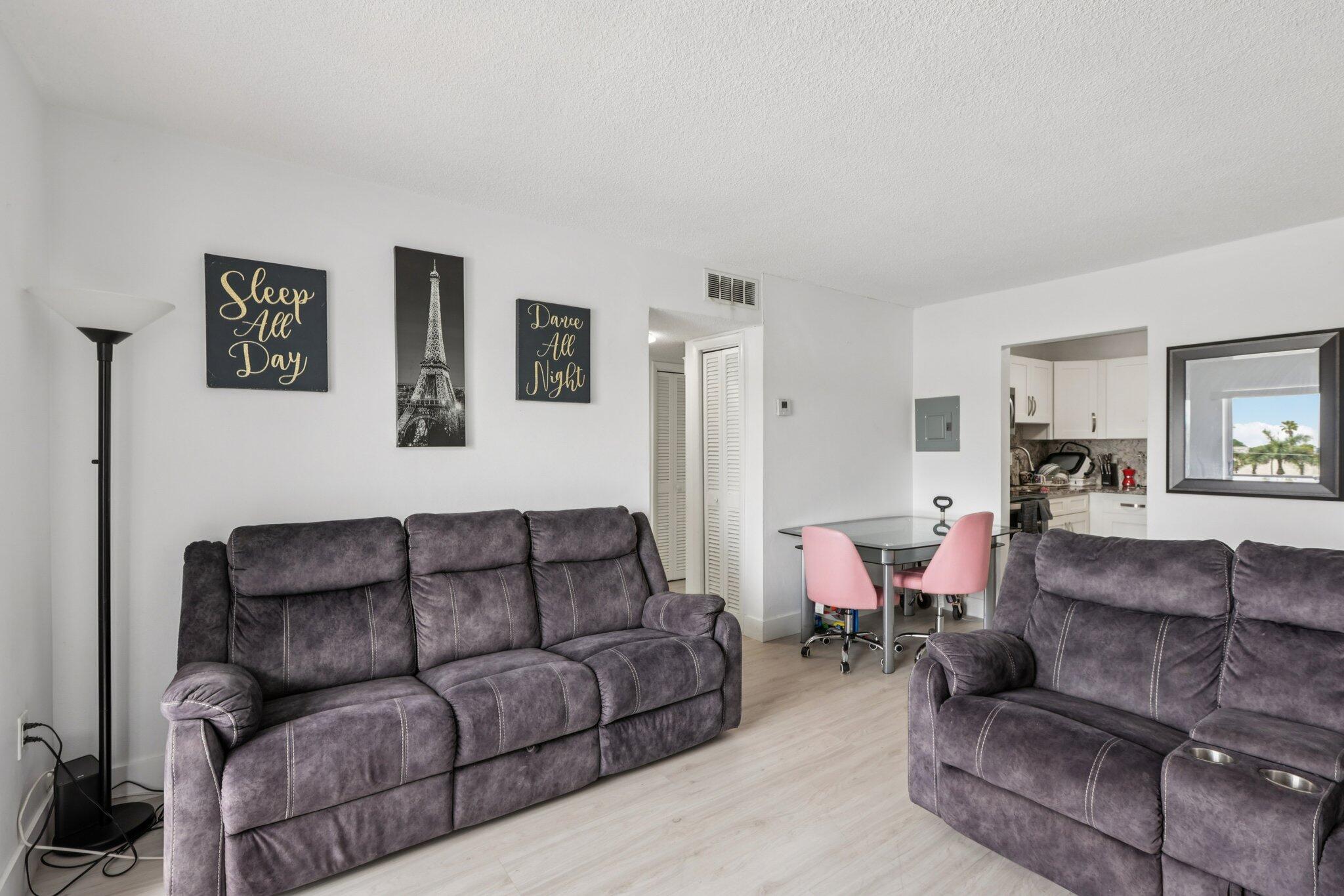 1735 NE 164th #F-304 North Miami Beach, FL 33162