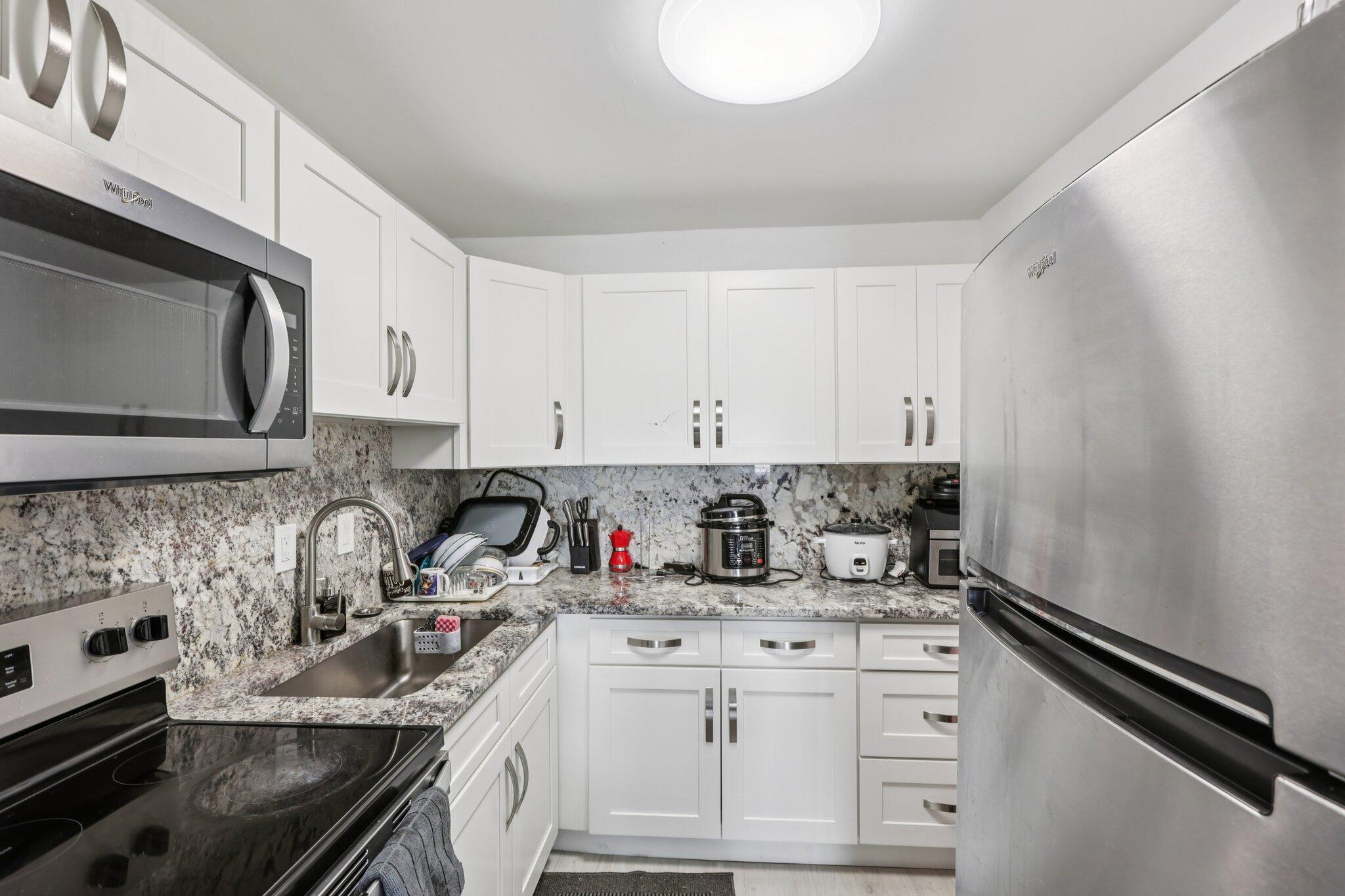 1735 NE 164th #F-304 North Miami Beach, FL 33162