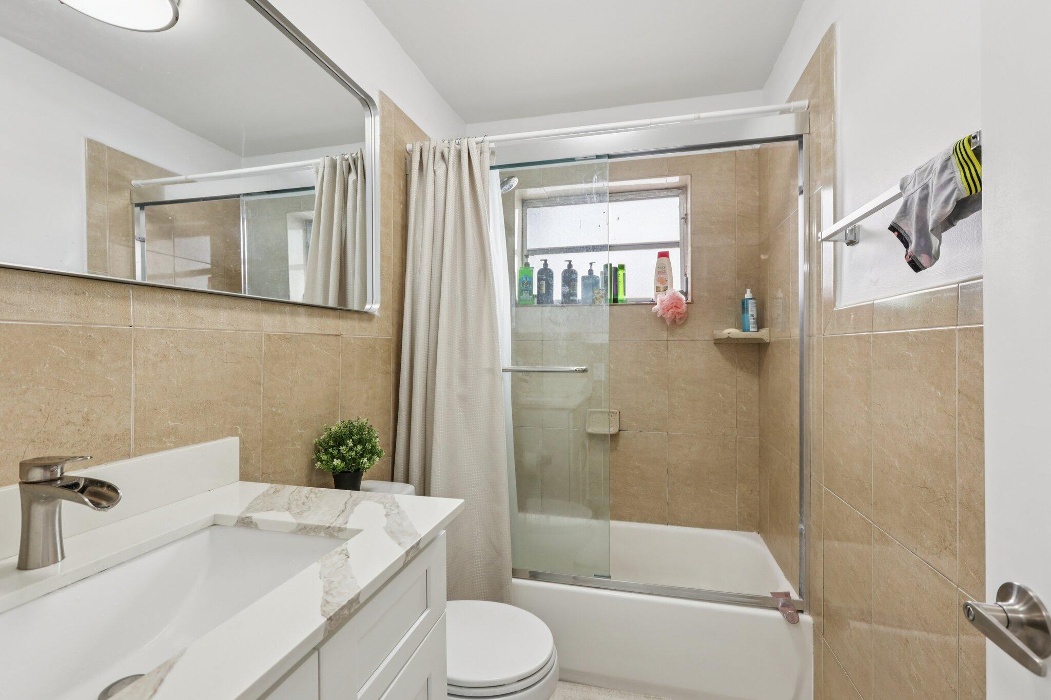 1735 NE 164th #F-304 North Miami Beach, FL 33162