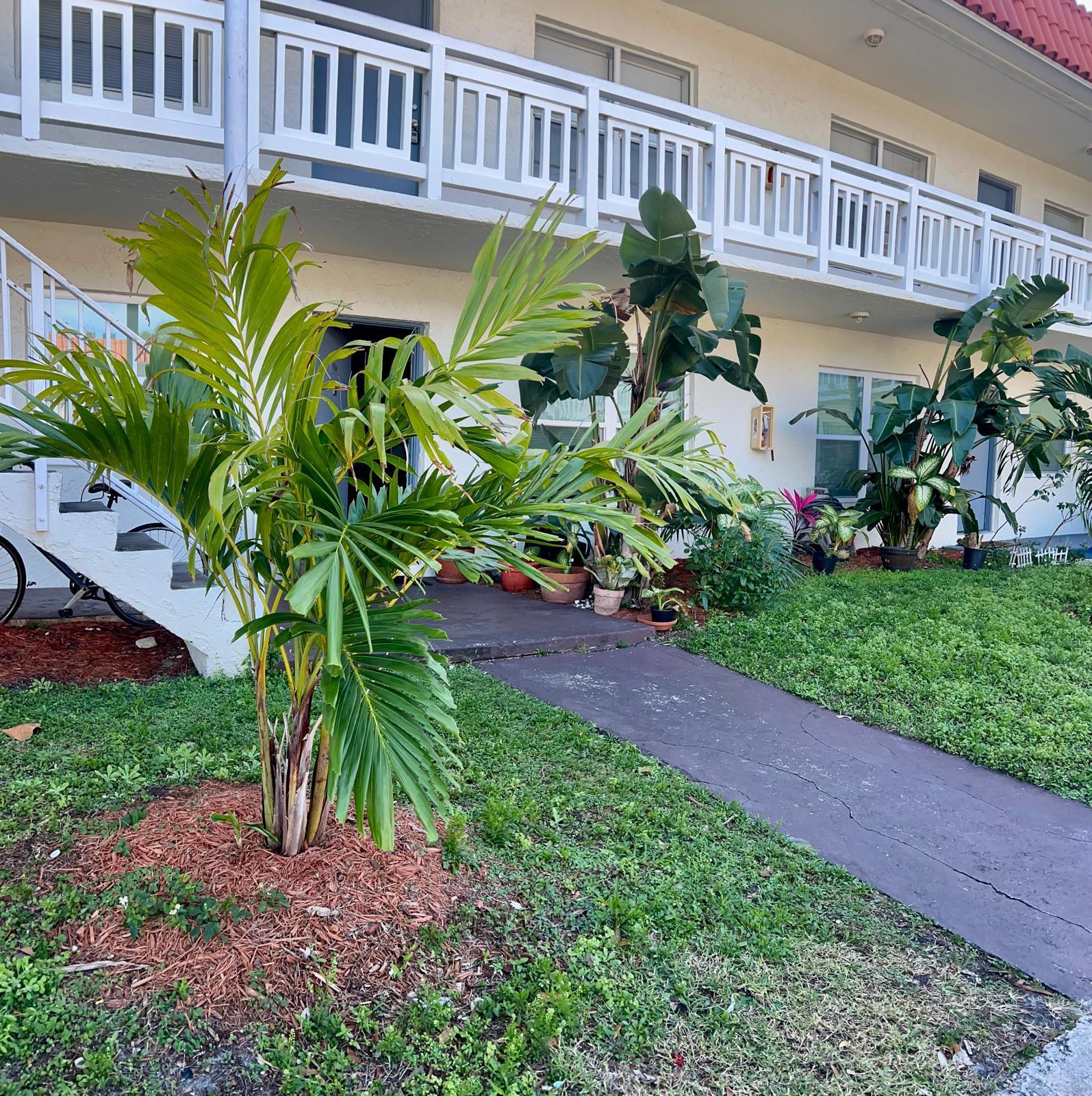 1205 S Flagler #405
