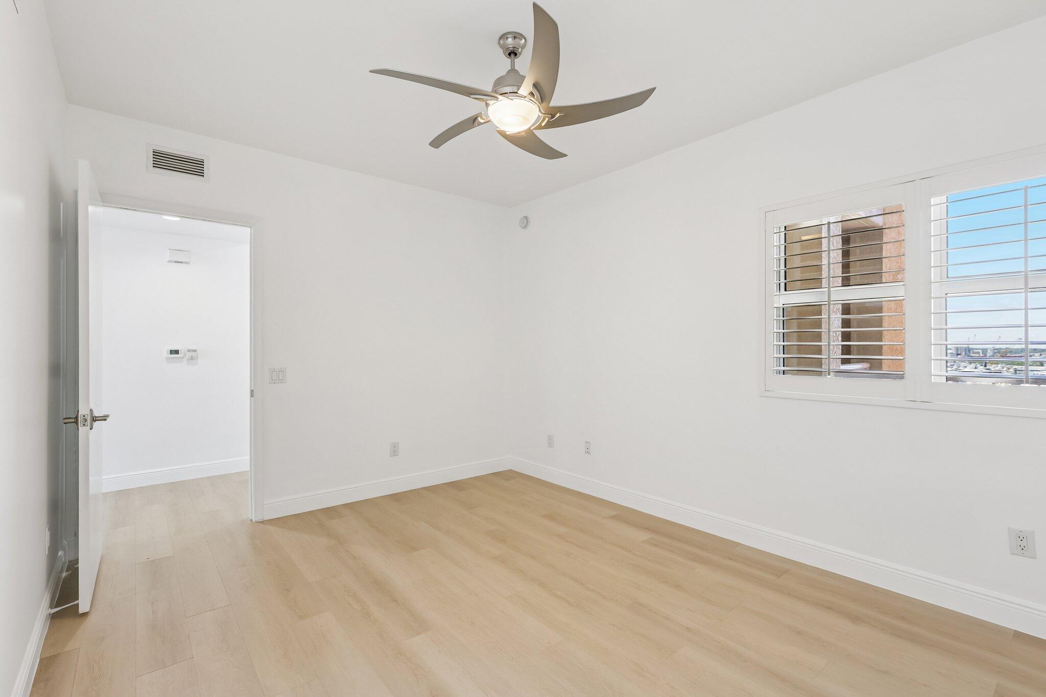 2650 Lake Shr #1202 Riviera Beach, FL 33404