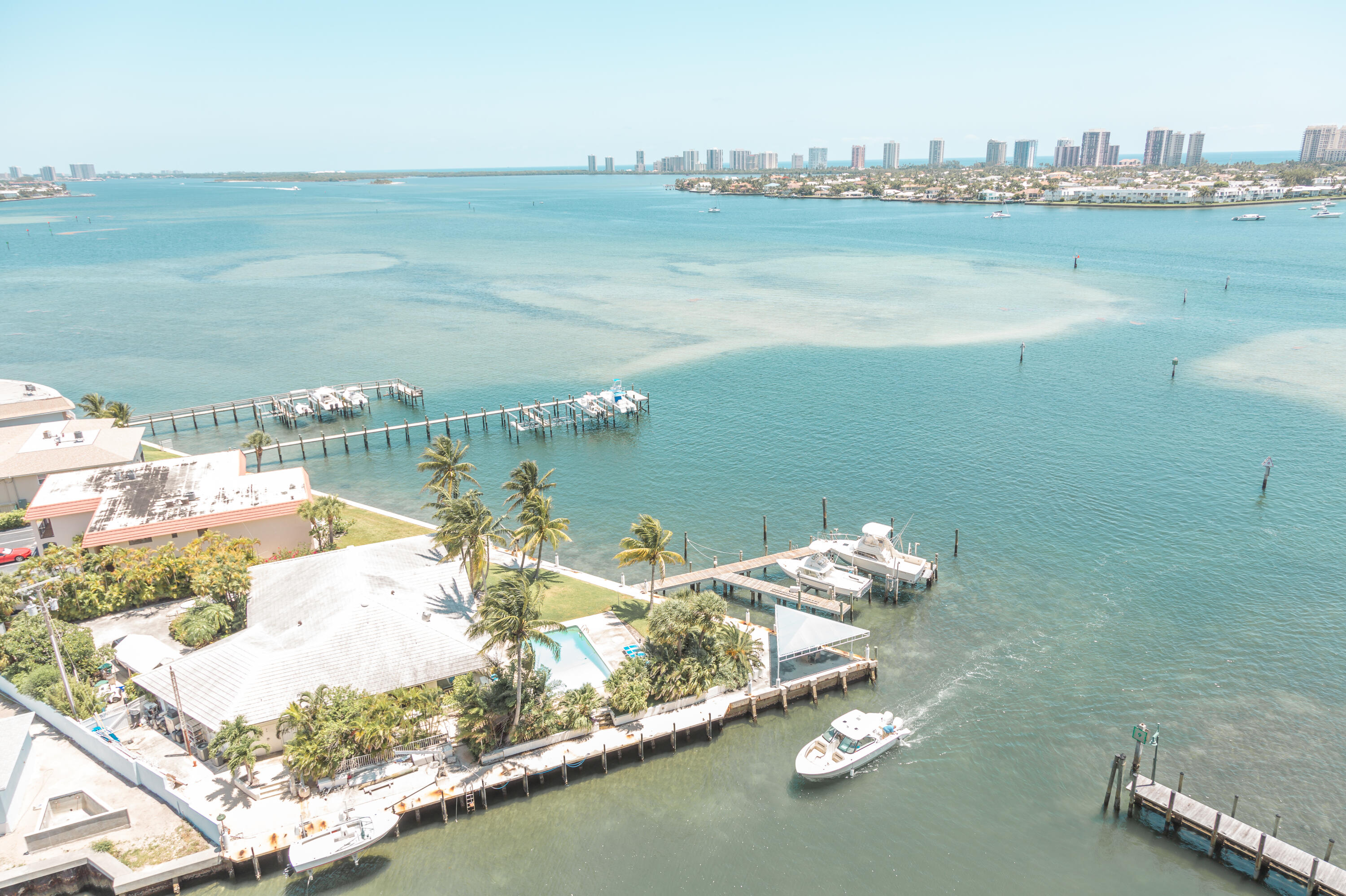 2650 Lake Shr #1202 Riviera Beach, FL 33404