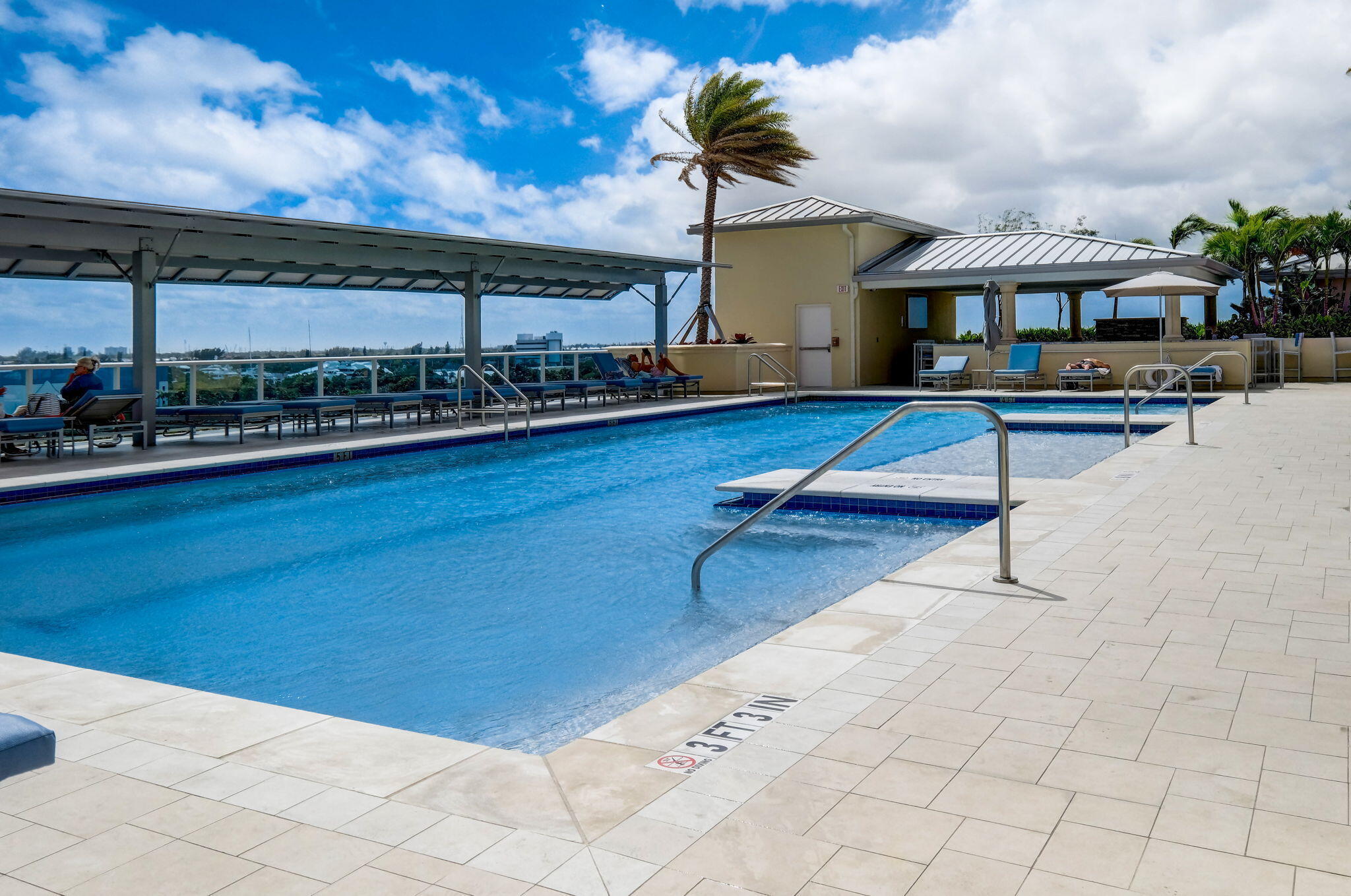 2650 Lake Shr #1202 Riviera Beach, FL 33404