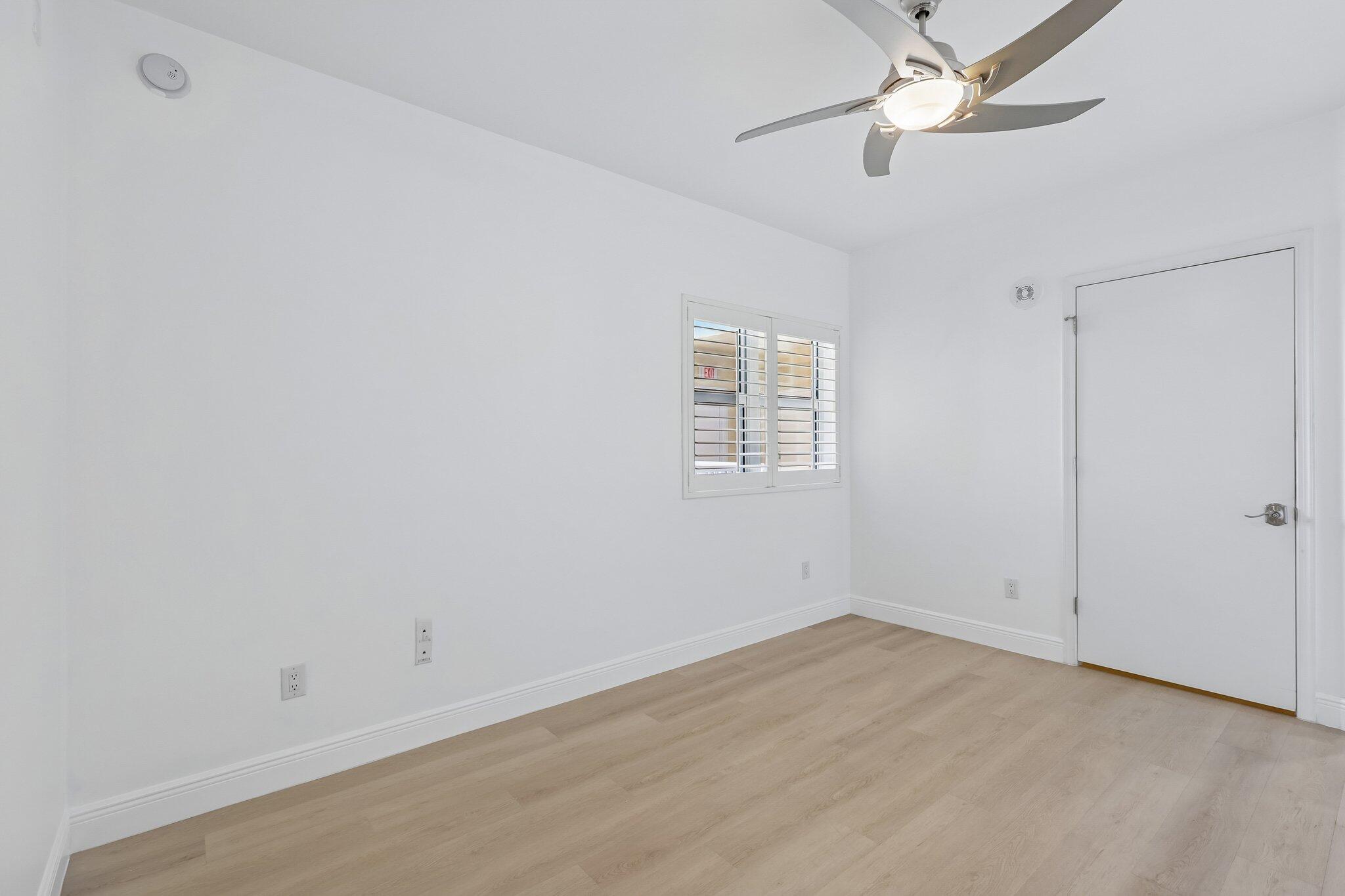 2650 Lake Shr #1202 Riviera Beach, FL 33404
