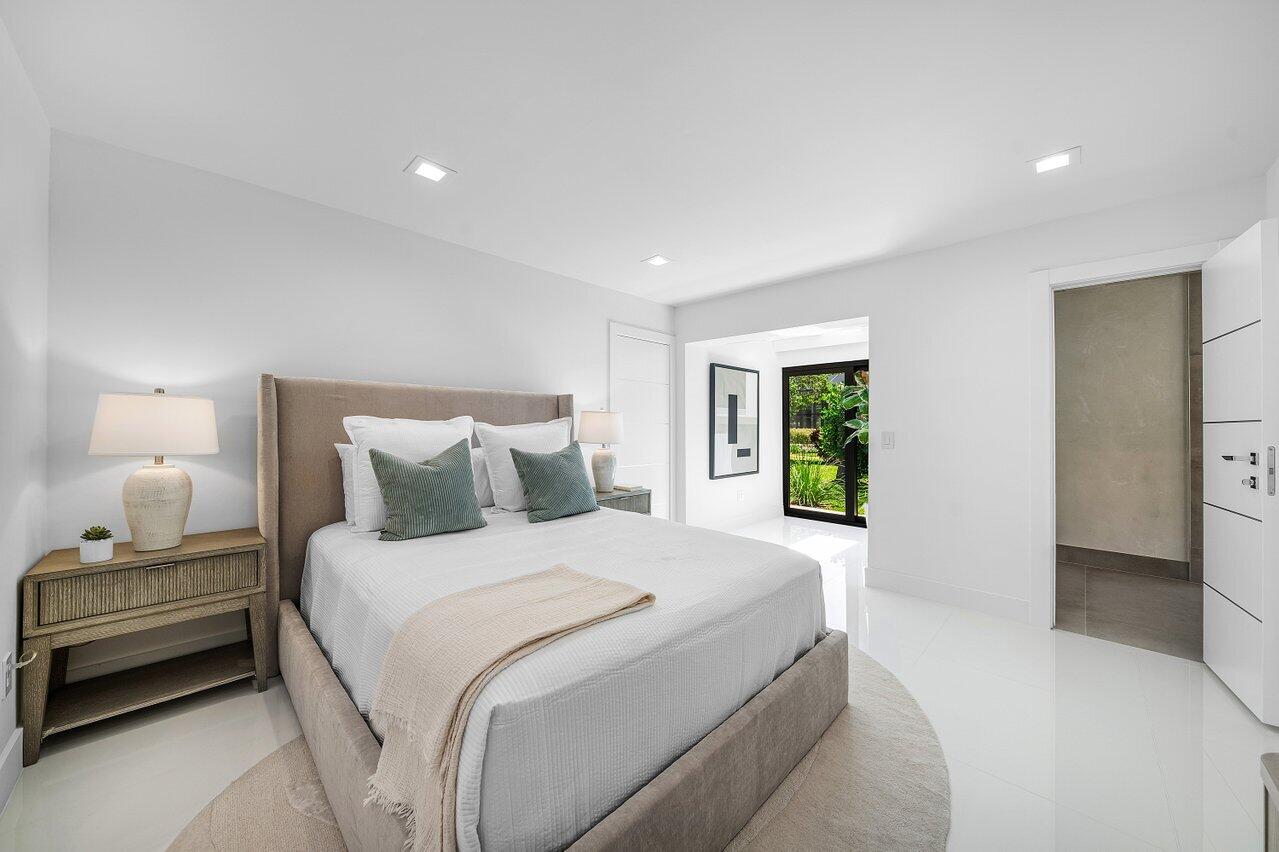 1648 Breakers West West Palm Beach, FL 33411
