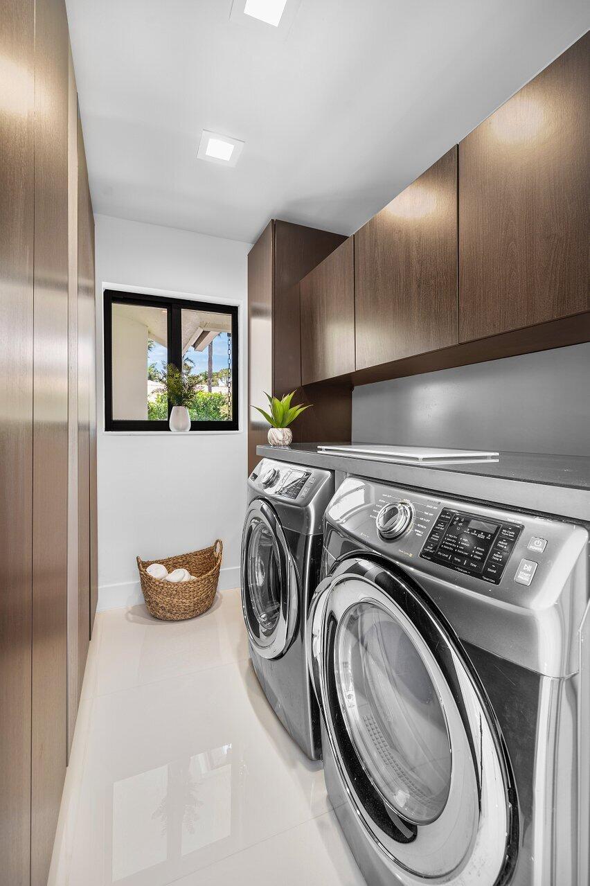 1648 Breakers West West Palm Beach, FL 33411