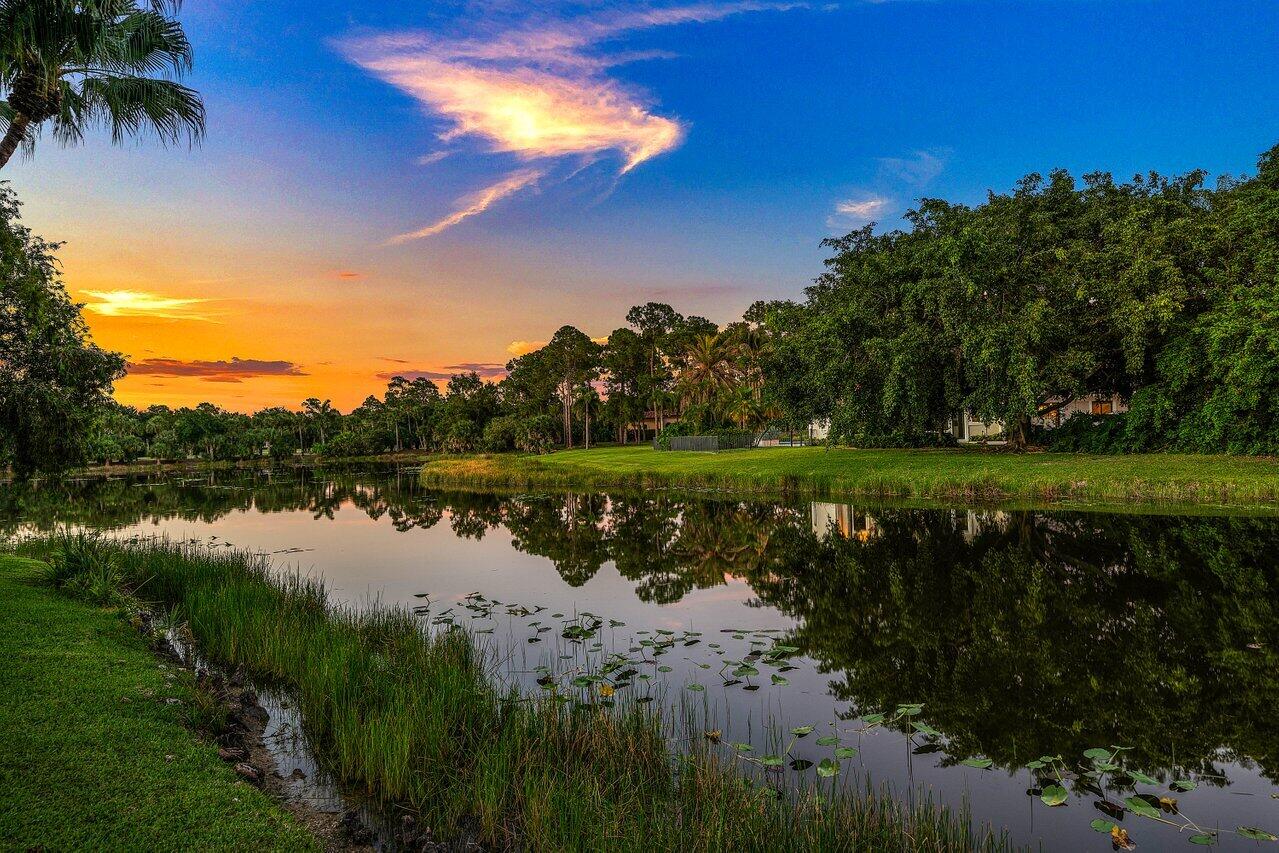 1648 Breakers West West Palm Beach, FL 33411