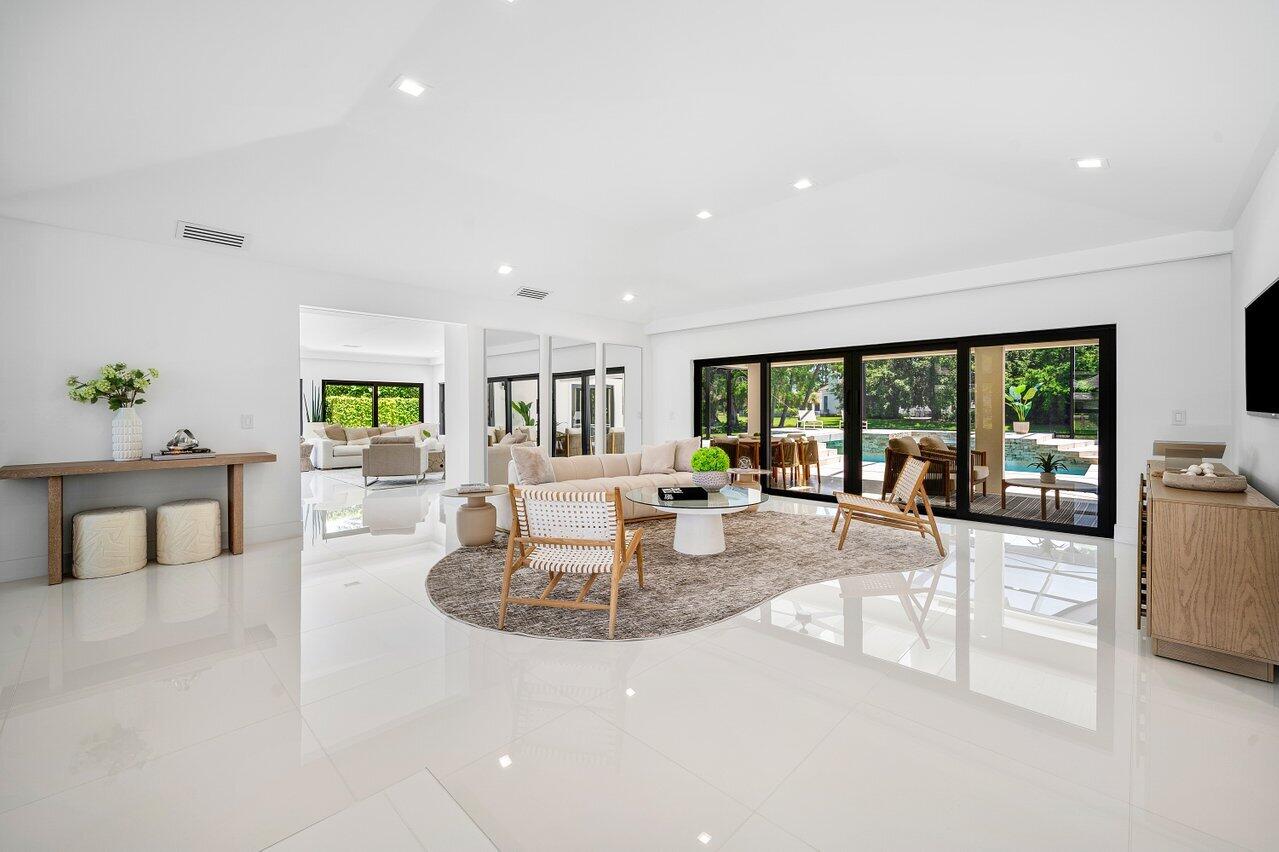 1648 Breakers West West Palm Beach, FL 33411