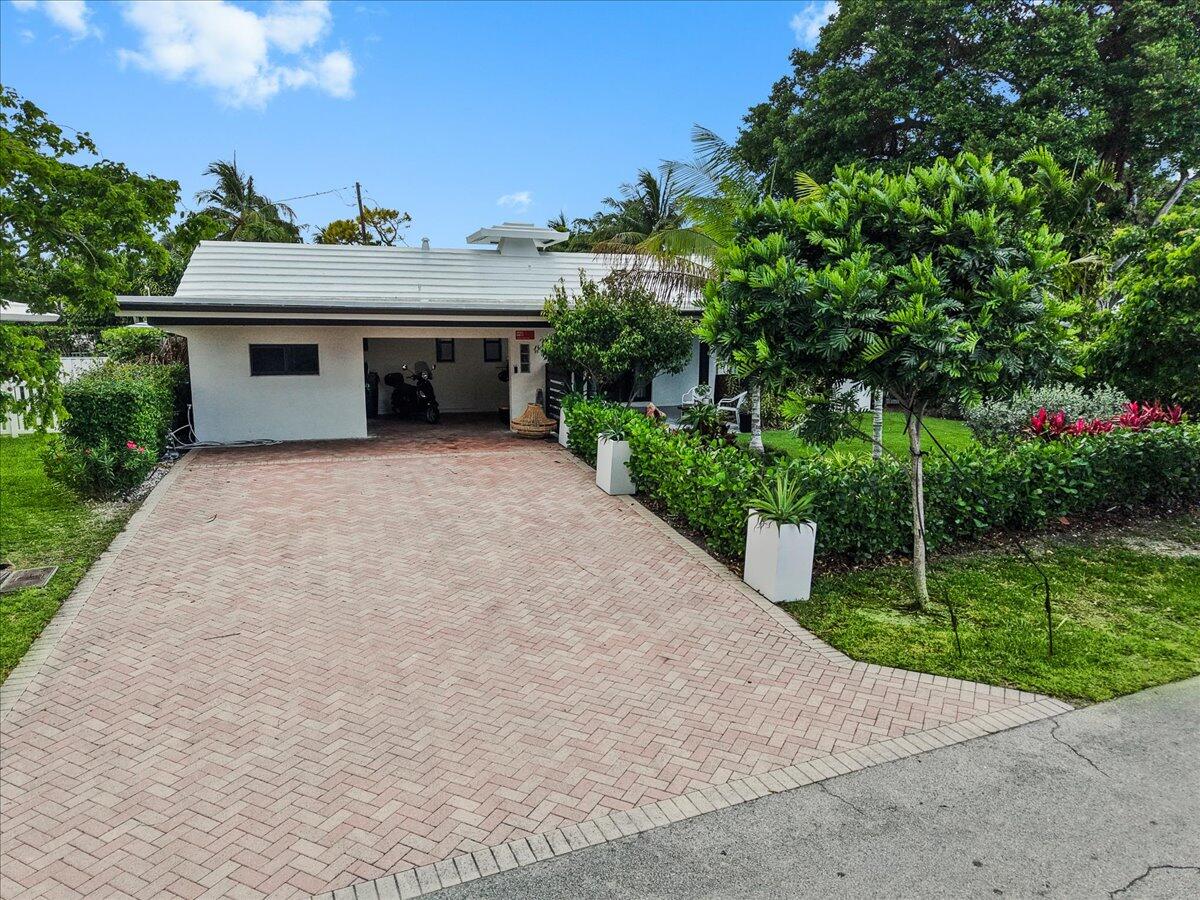 2611 SE 21st Fort Lauderdale, FL 33316