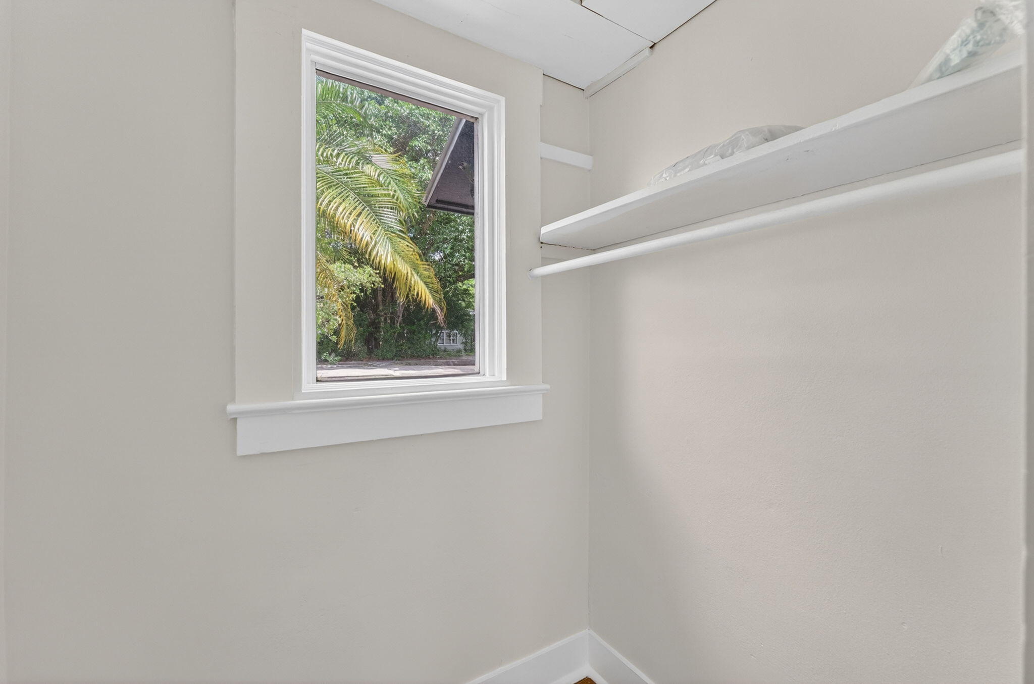 400 NE 5th Pompano Beach, FL 33060