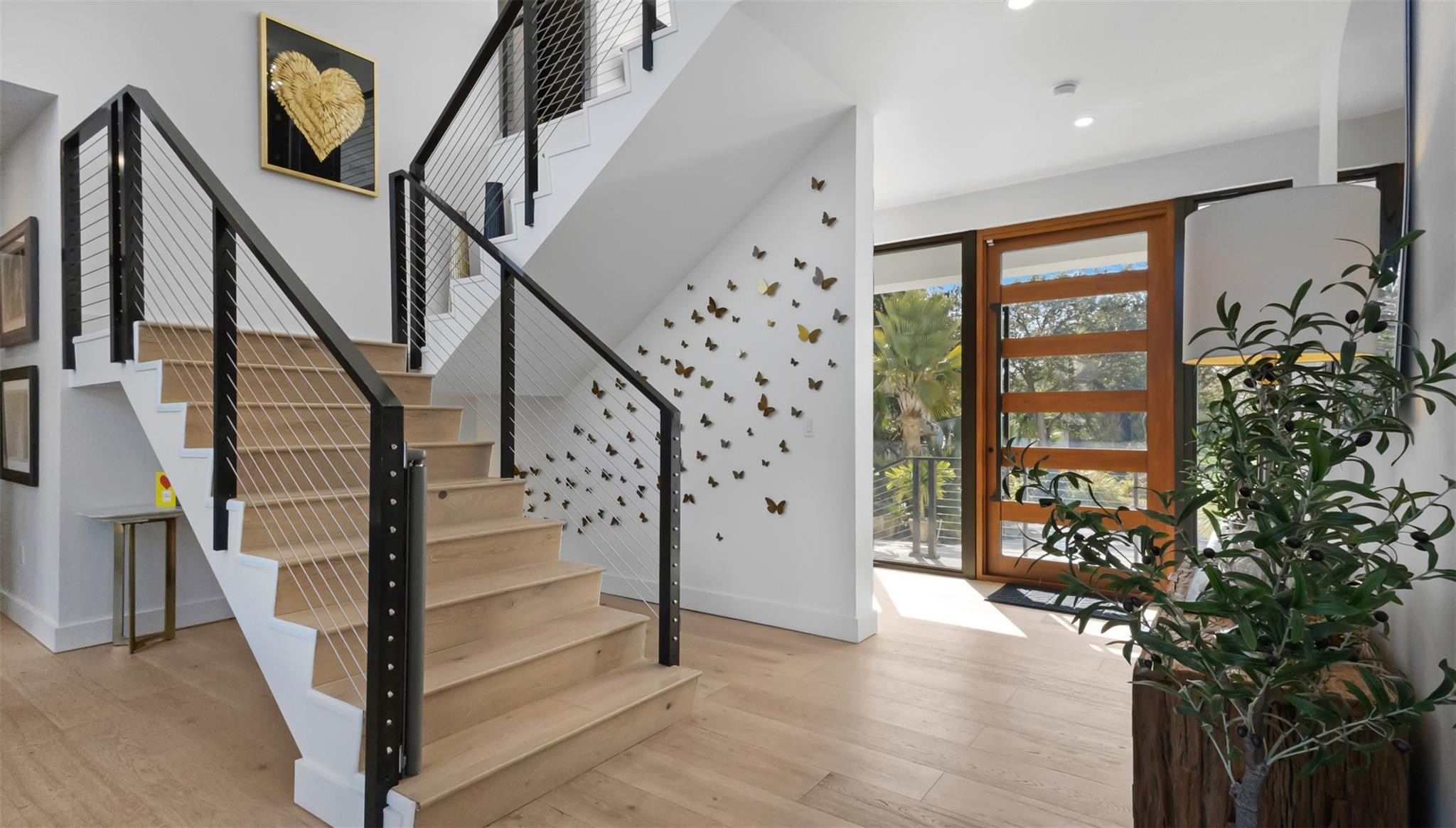 823 Ponce De Leon Fort Lauderdale, FL 33316