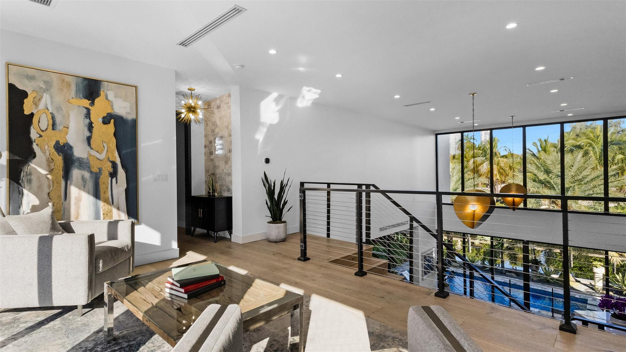 823 Ponce De Leon Fort Lauderdale, FL 33316