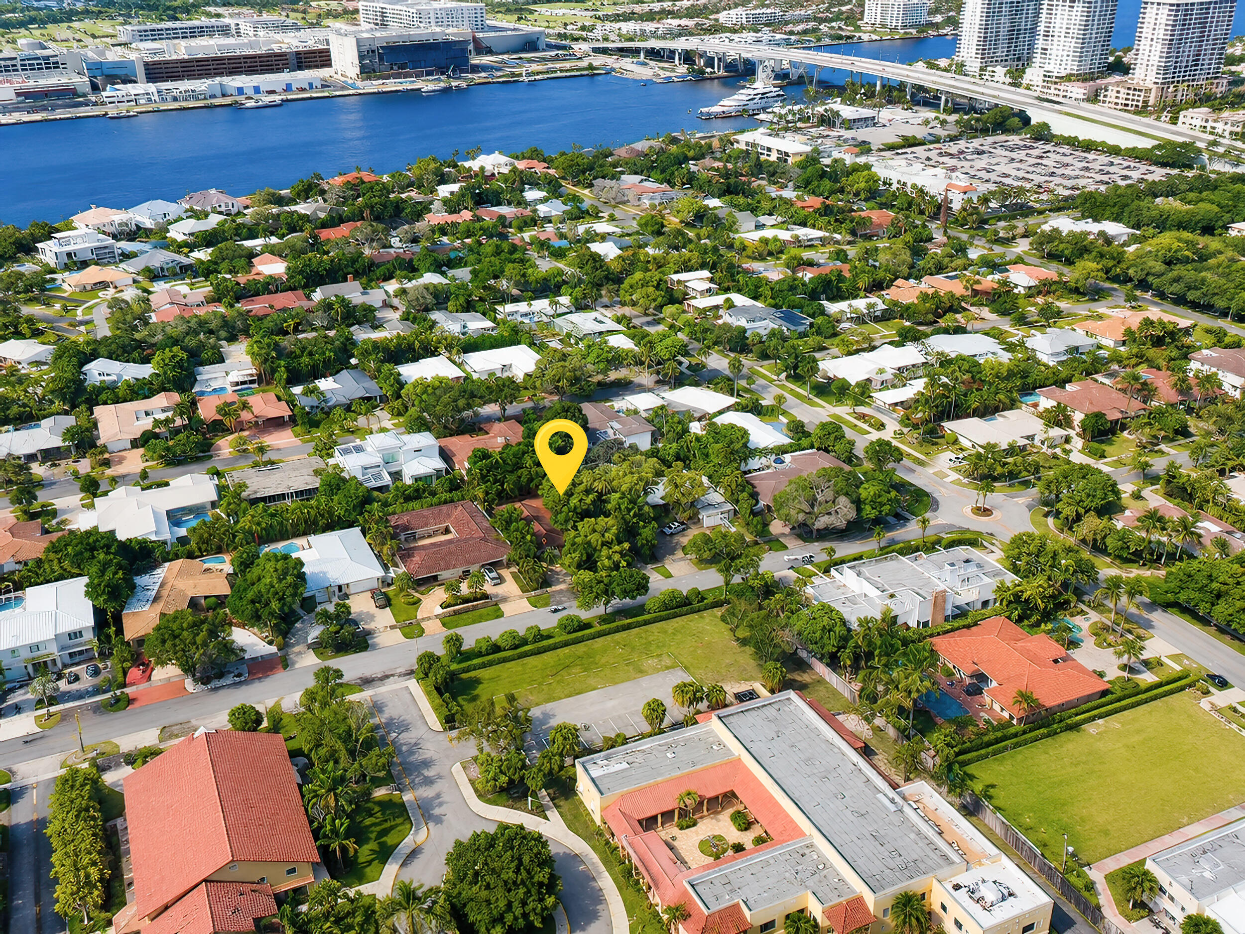 1943 SE 25th Fort Lauderdale, FL 33316