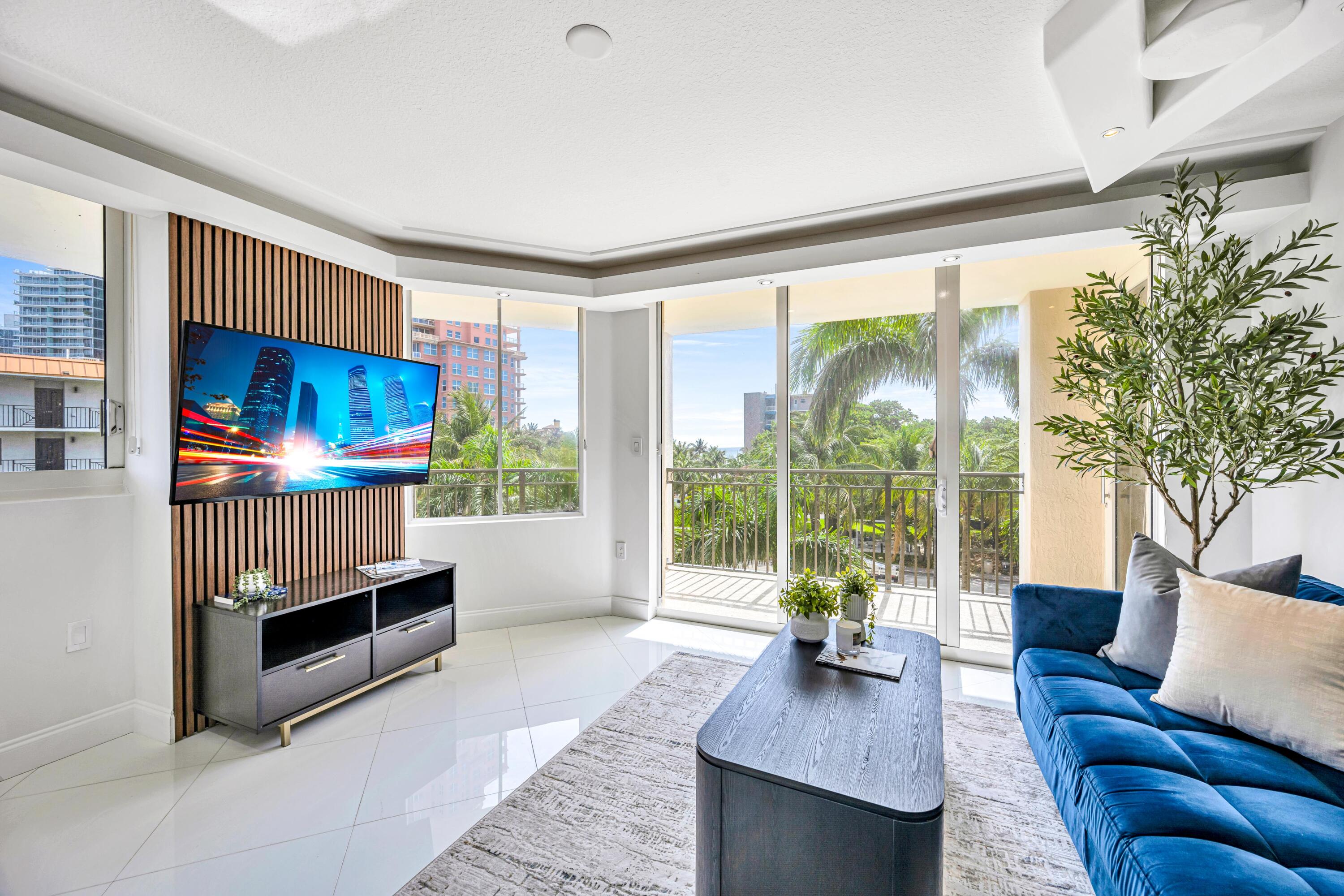 2011 N Ocean #405 Fort Lauderdale, FL 33305