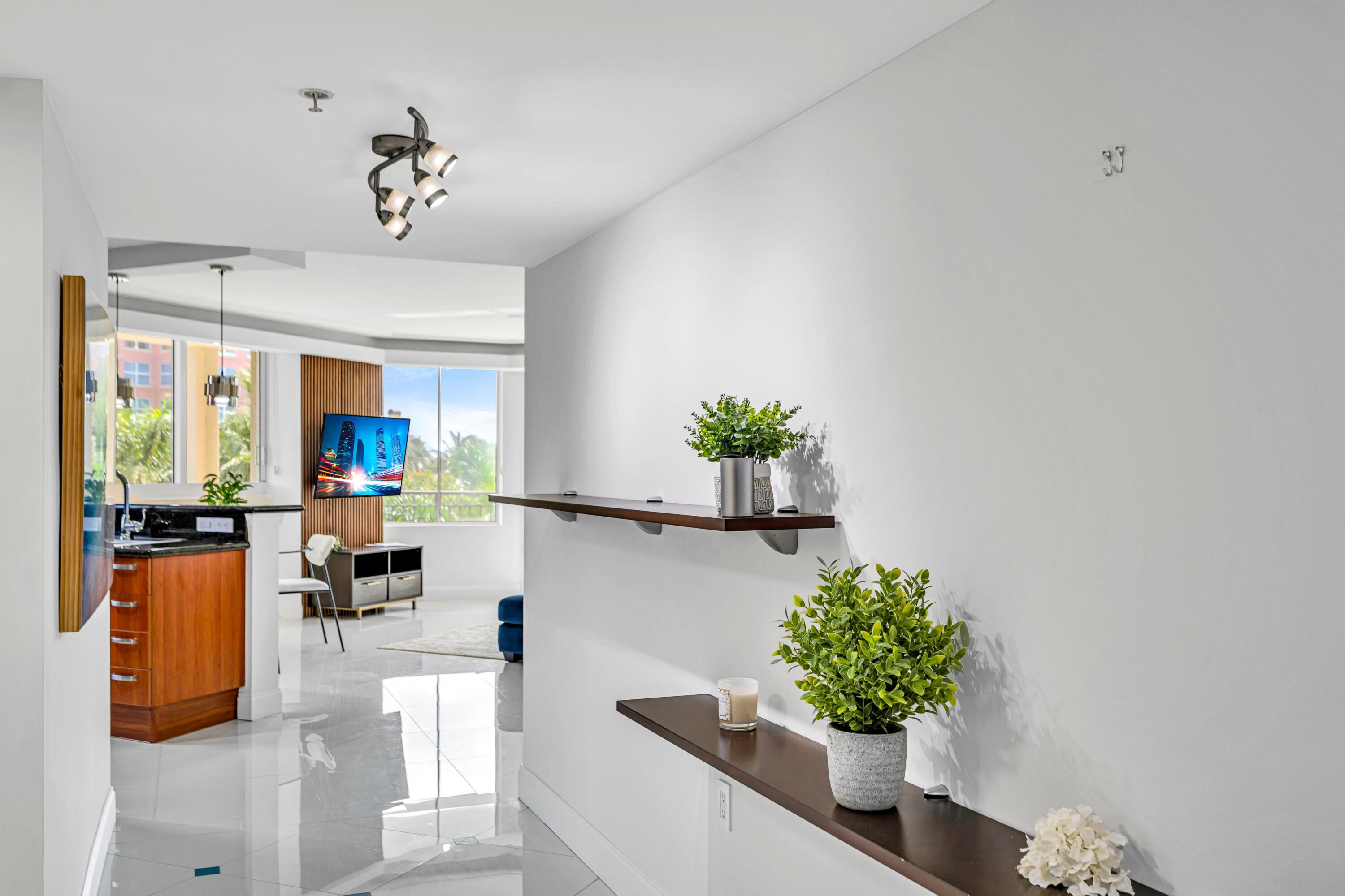 2011 N Ocean #405 Fort Lauderdale, FL 33305