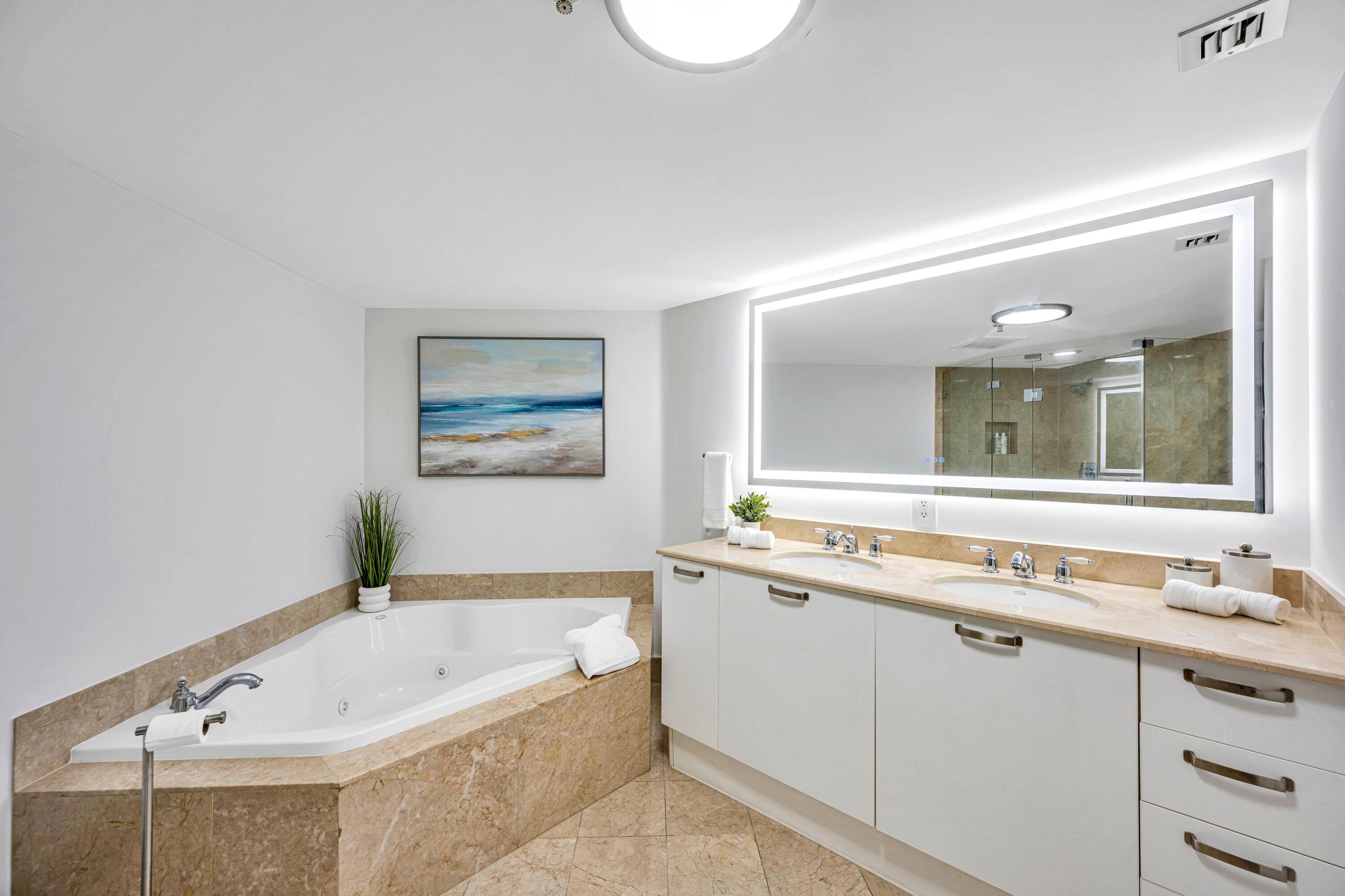 2011 N Ocean #405 Fort Lauderdale, FL 33305
