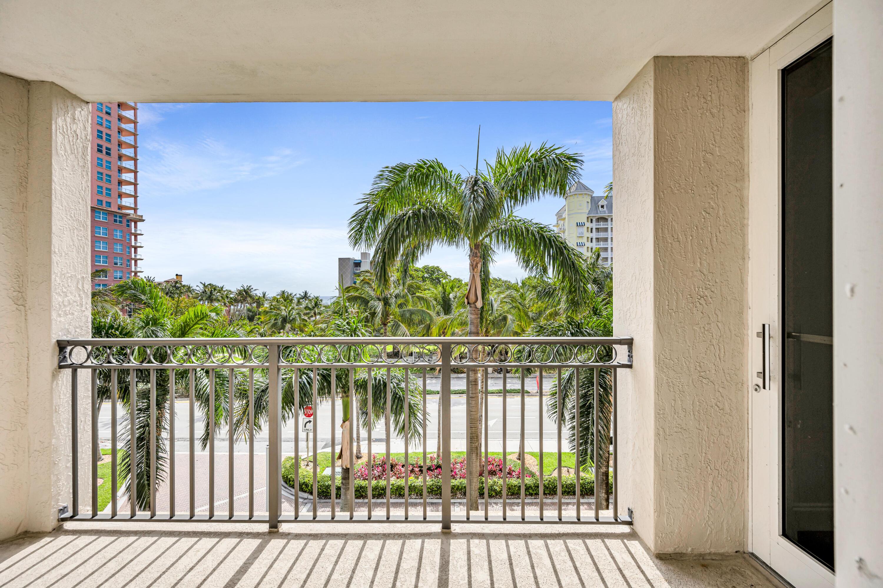 2011 N Ocean #405 Fort Lauderdale, FL 33305