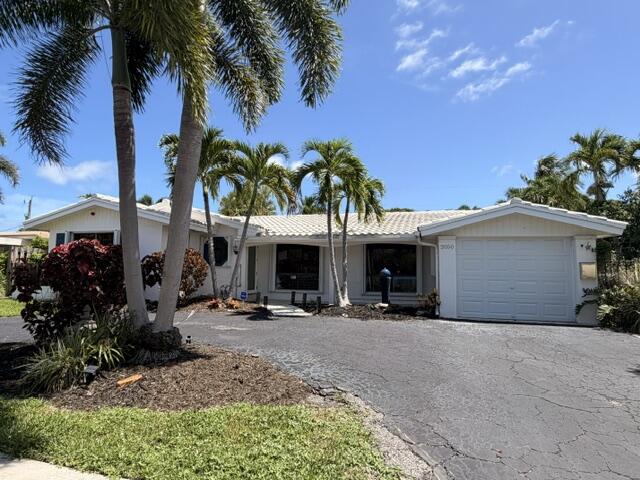2050 NE 59th