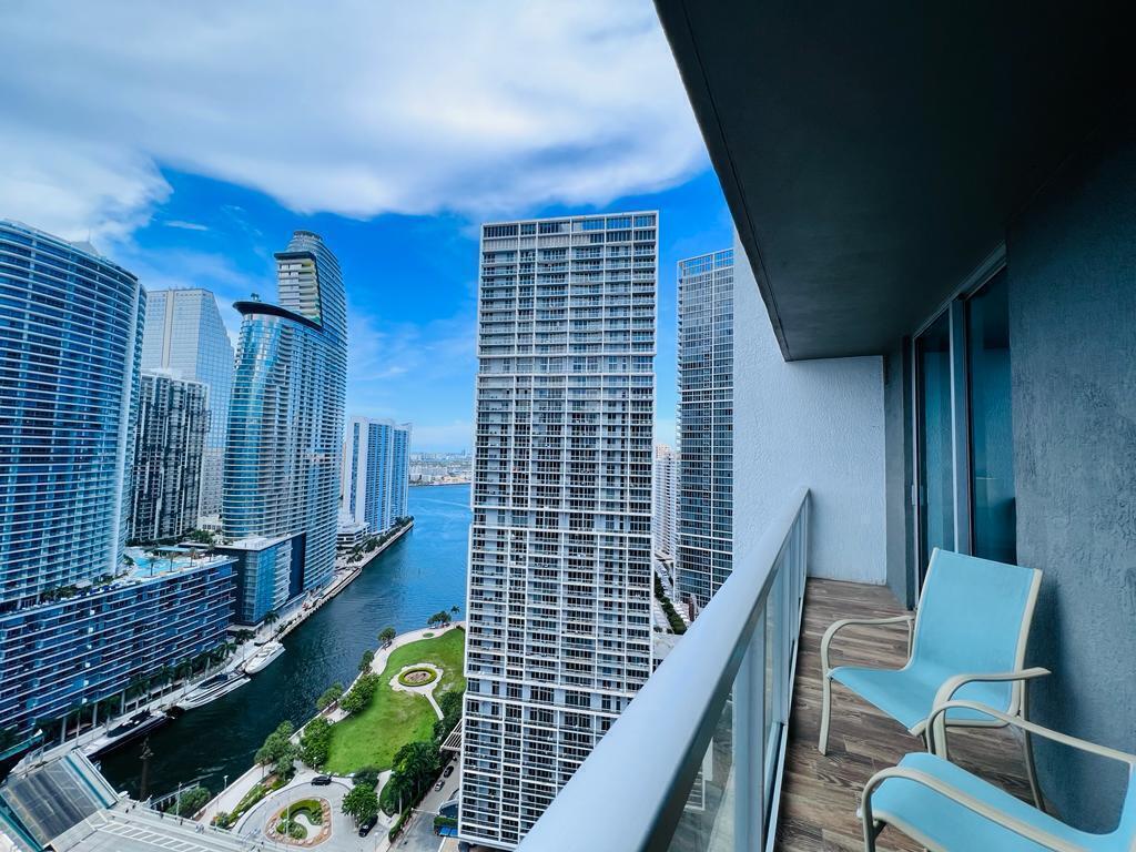image 500 Brickell East24