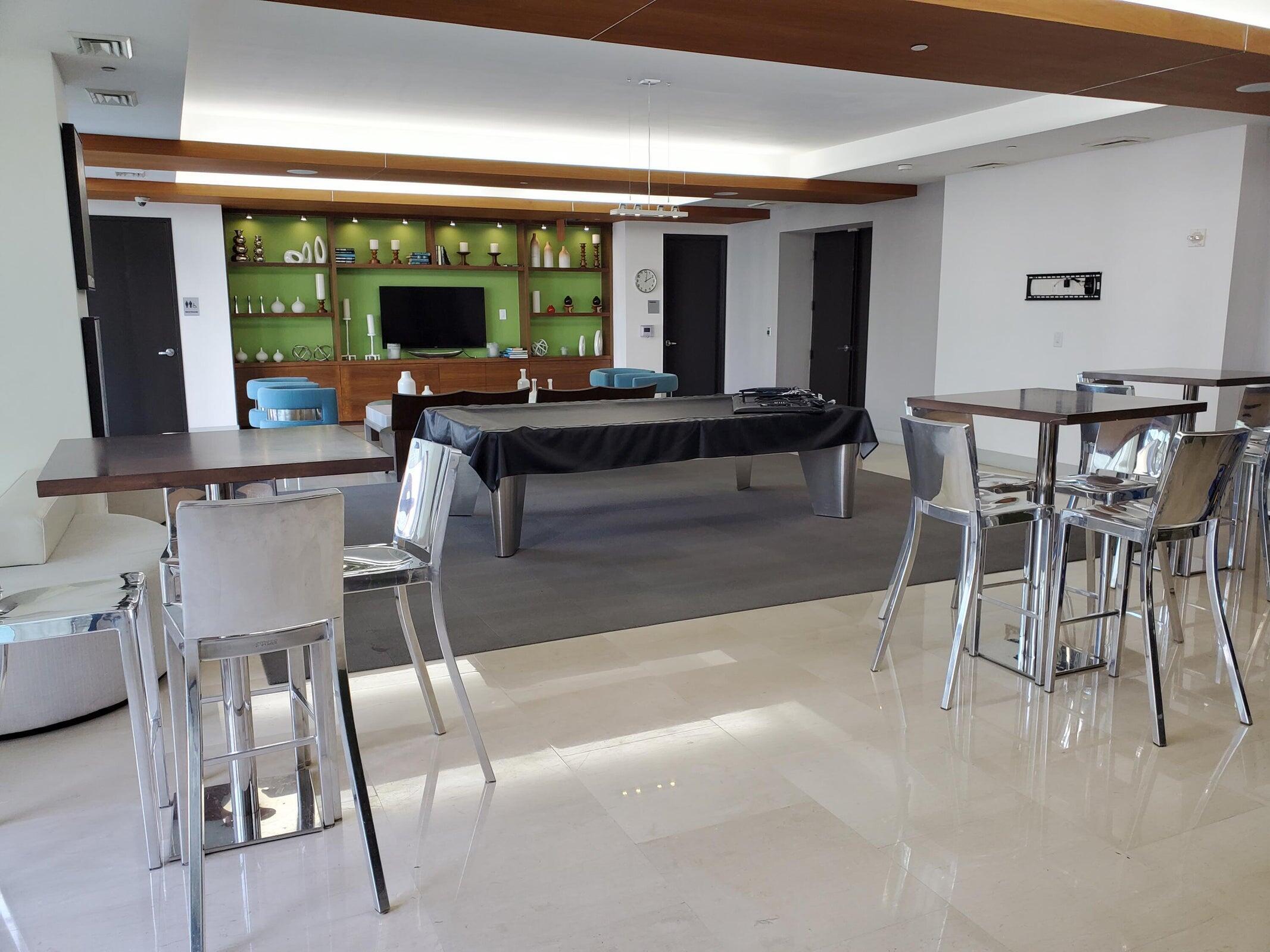 image 500 Brickell East28