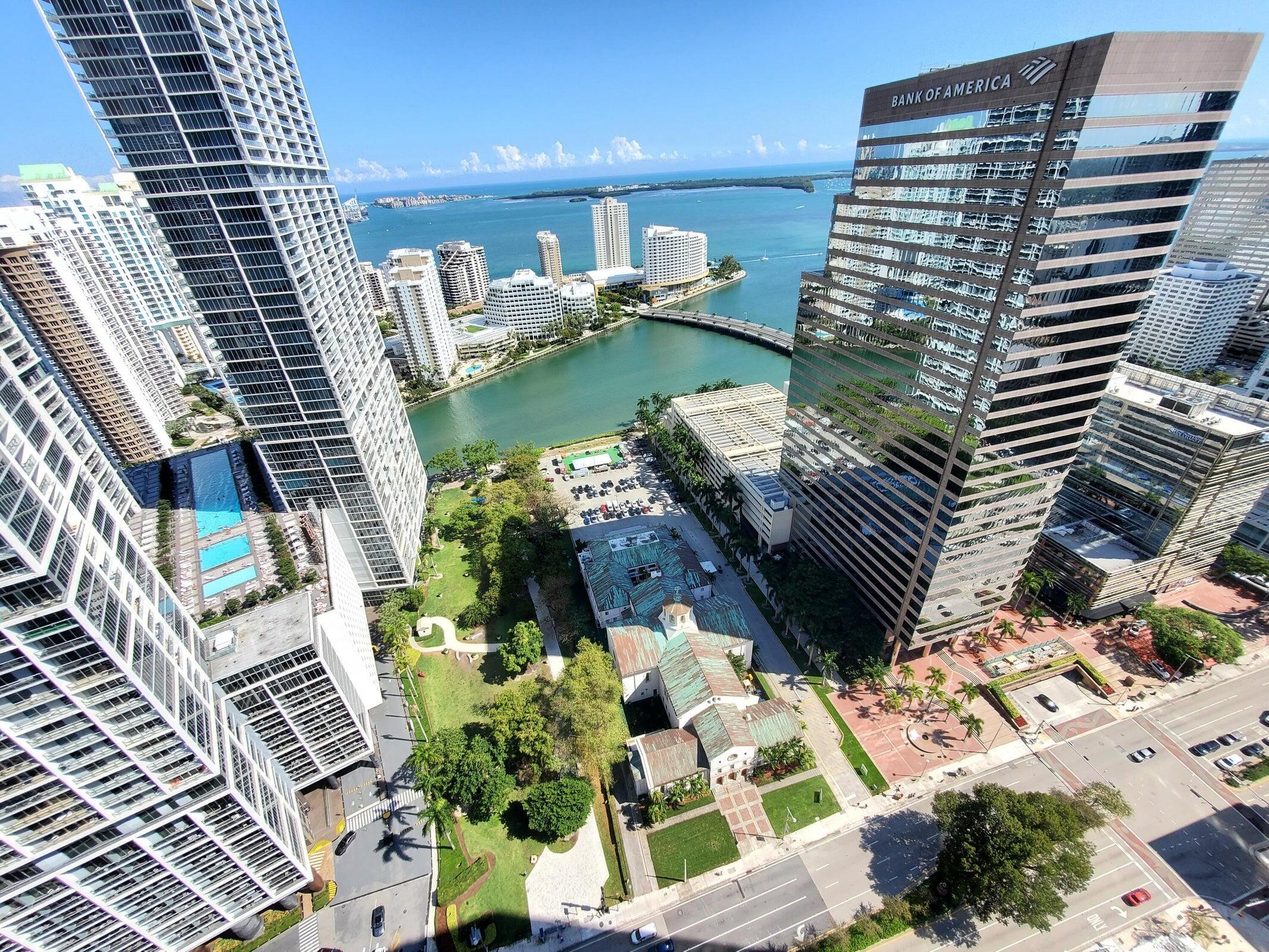 image 500 Brickell East30