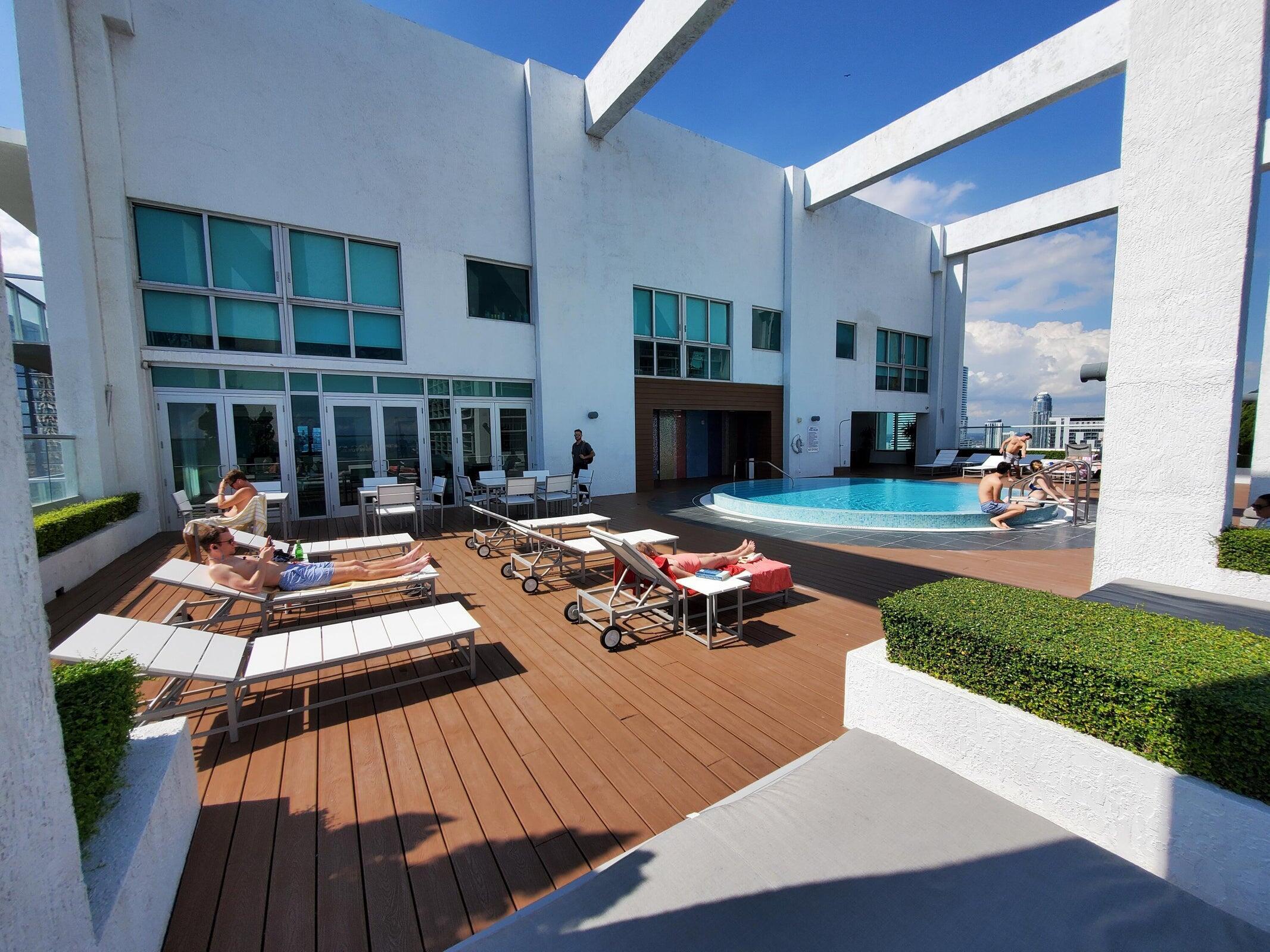 image 500 Brickell East33
