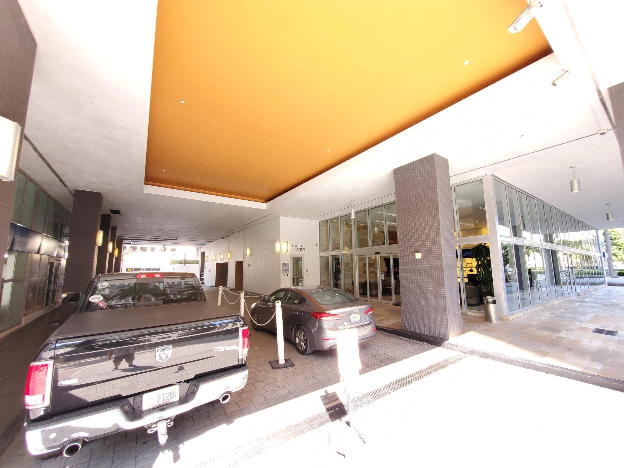 image 500 Brickell East44