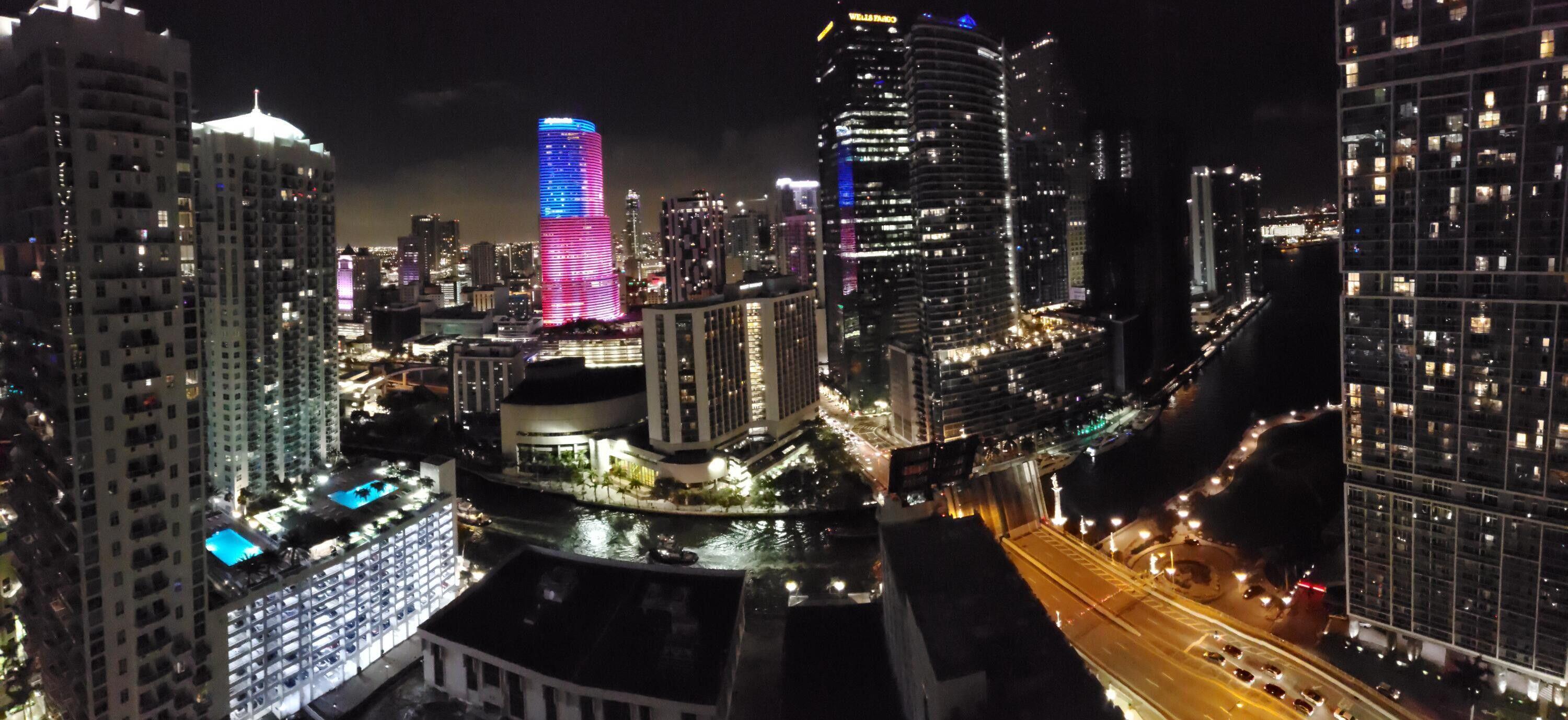 image 500 Brickell East45
