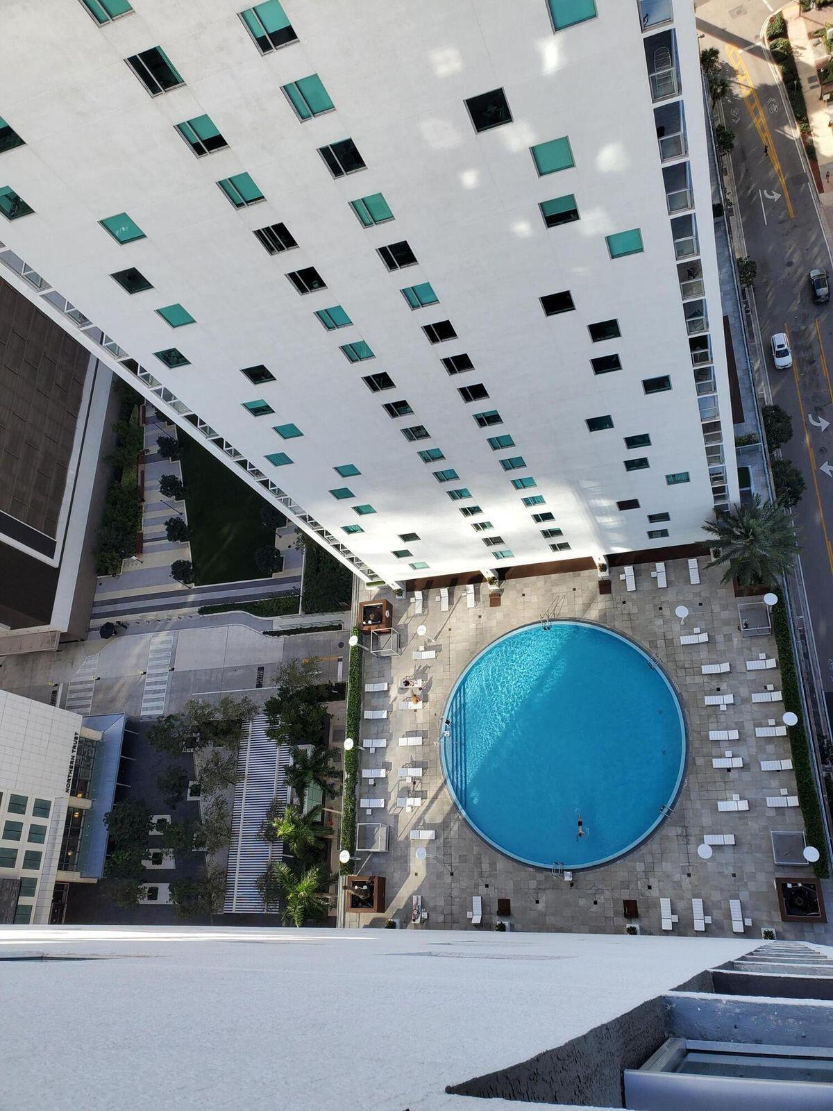 image 500 Brickell East55