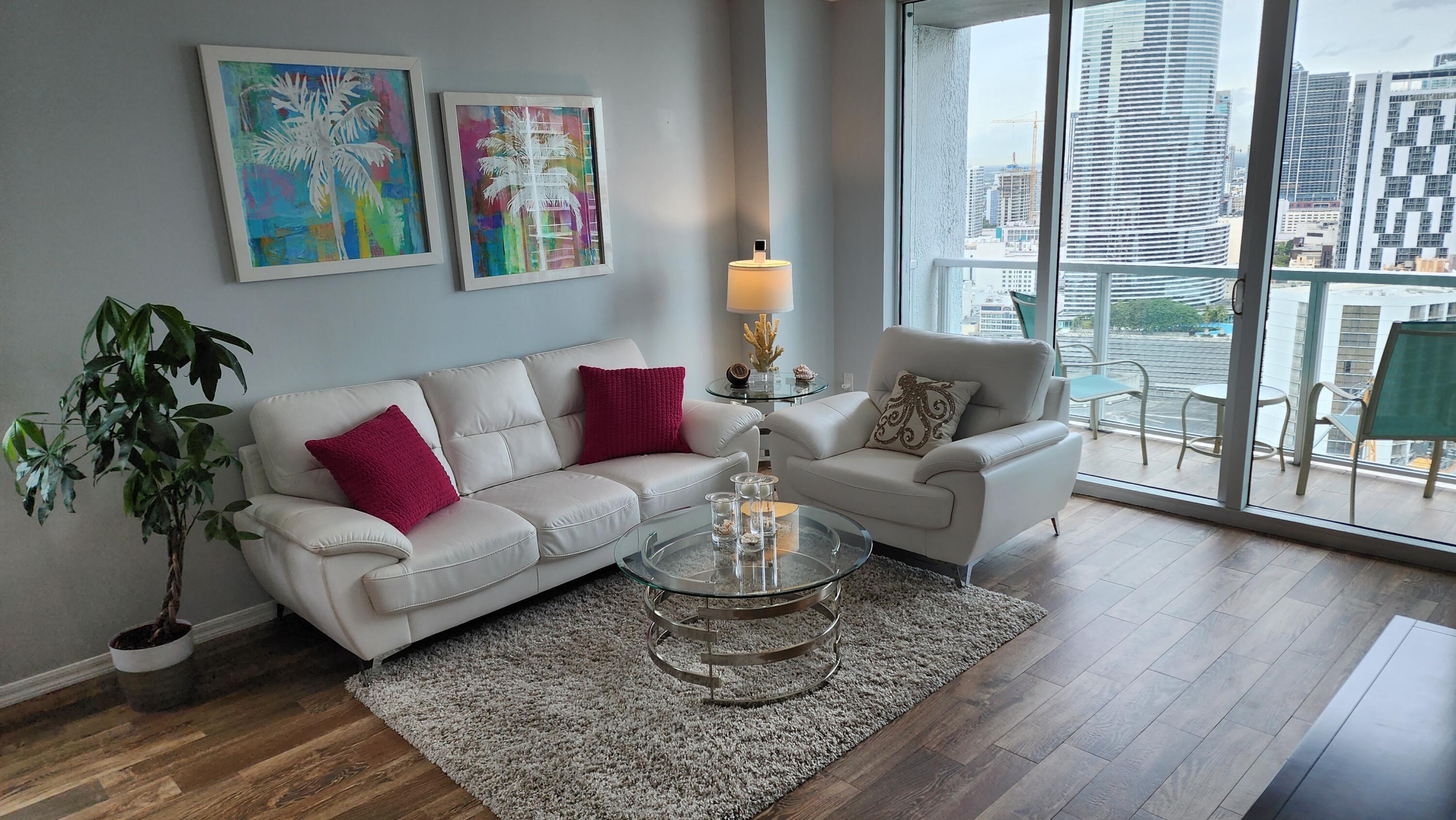 image 500 Brickell East5