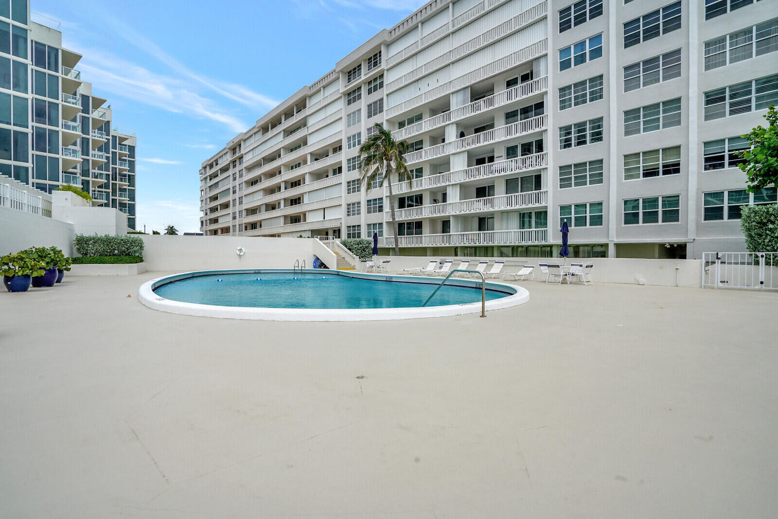 3570 S Ocean Blvd #511