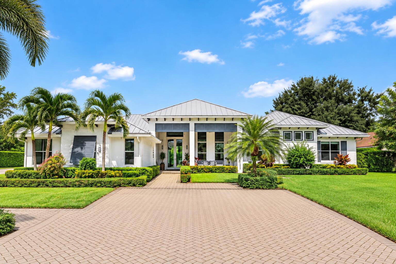 17664 Fieldbrook Cir